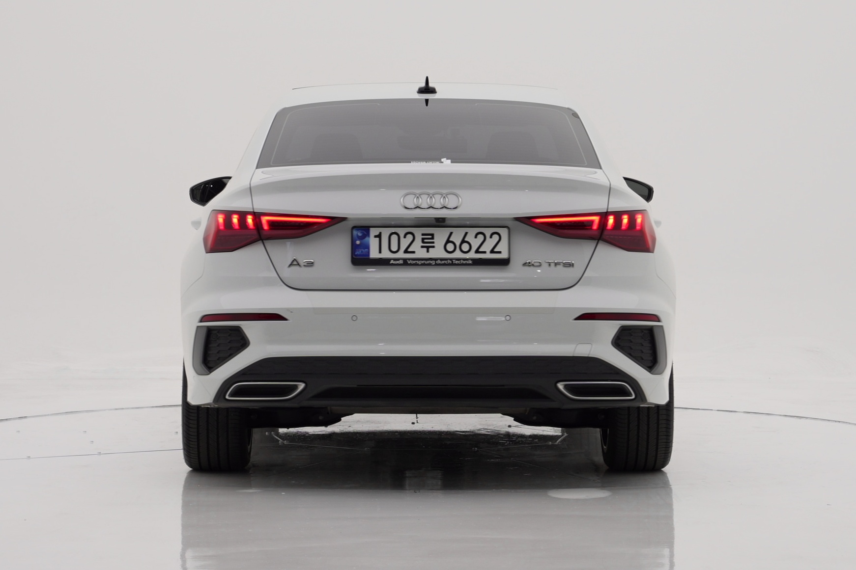 Exterior 5