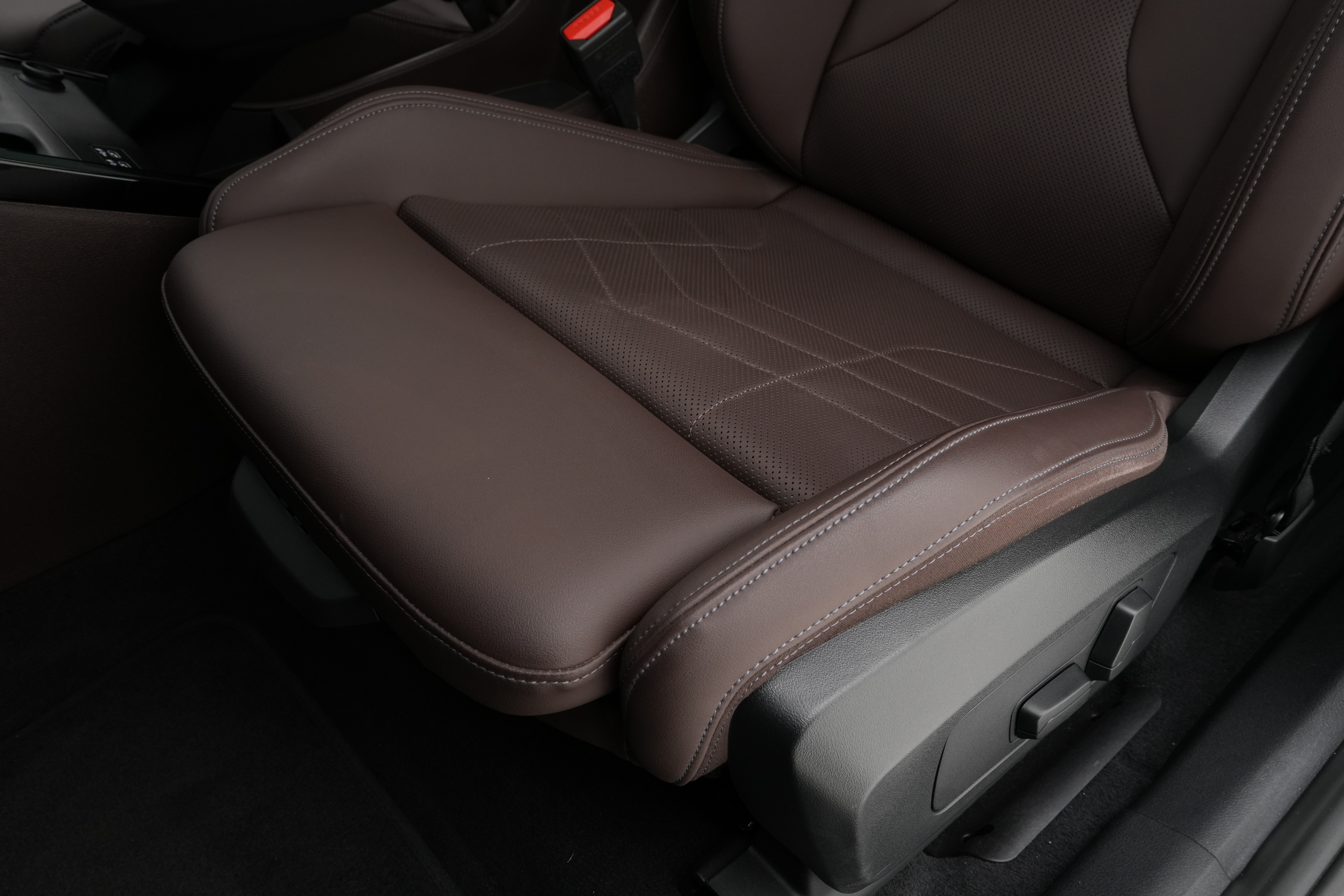 Interior 7