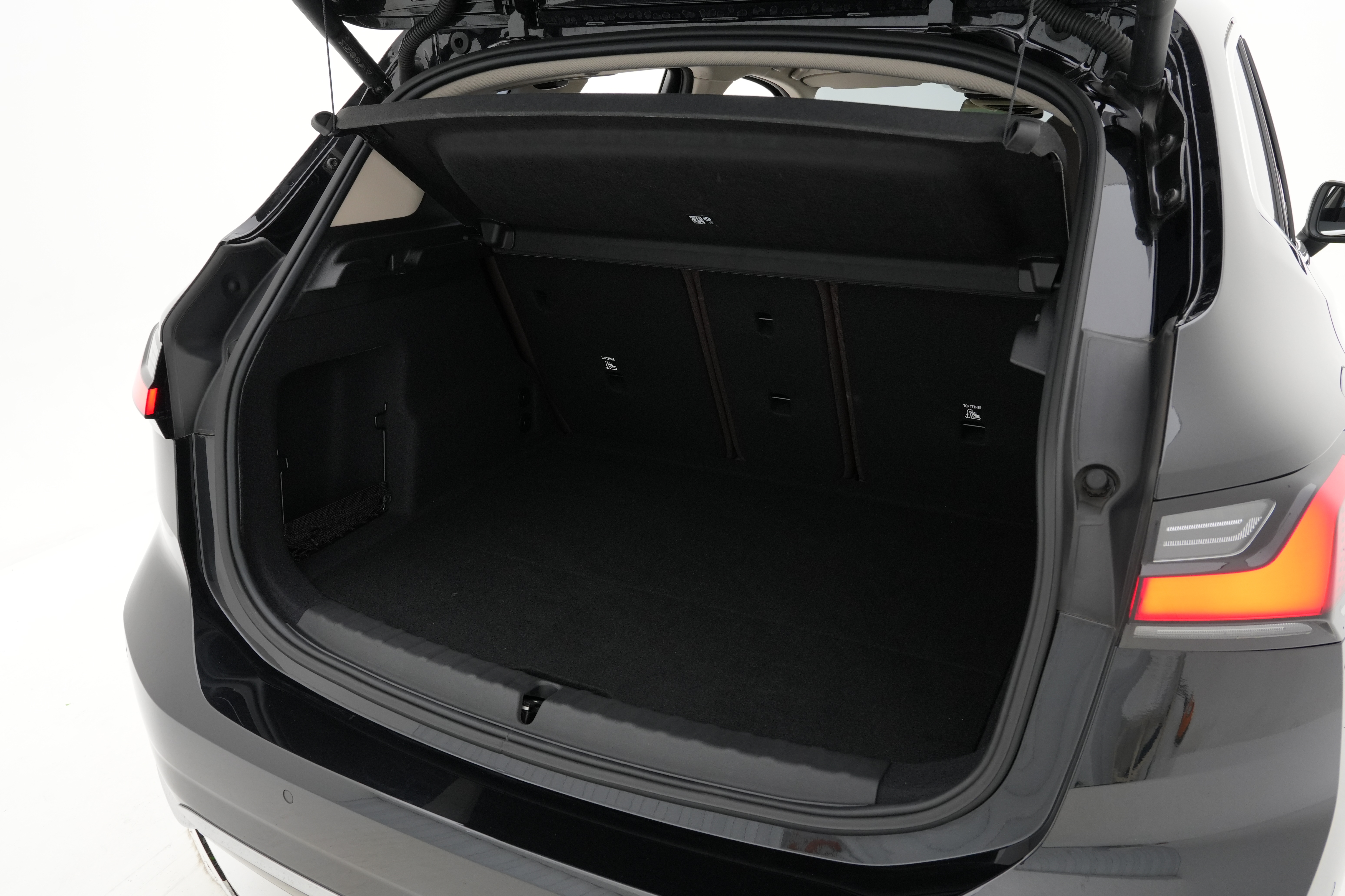 Interior 20