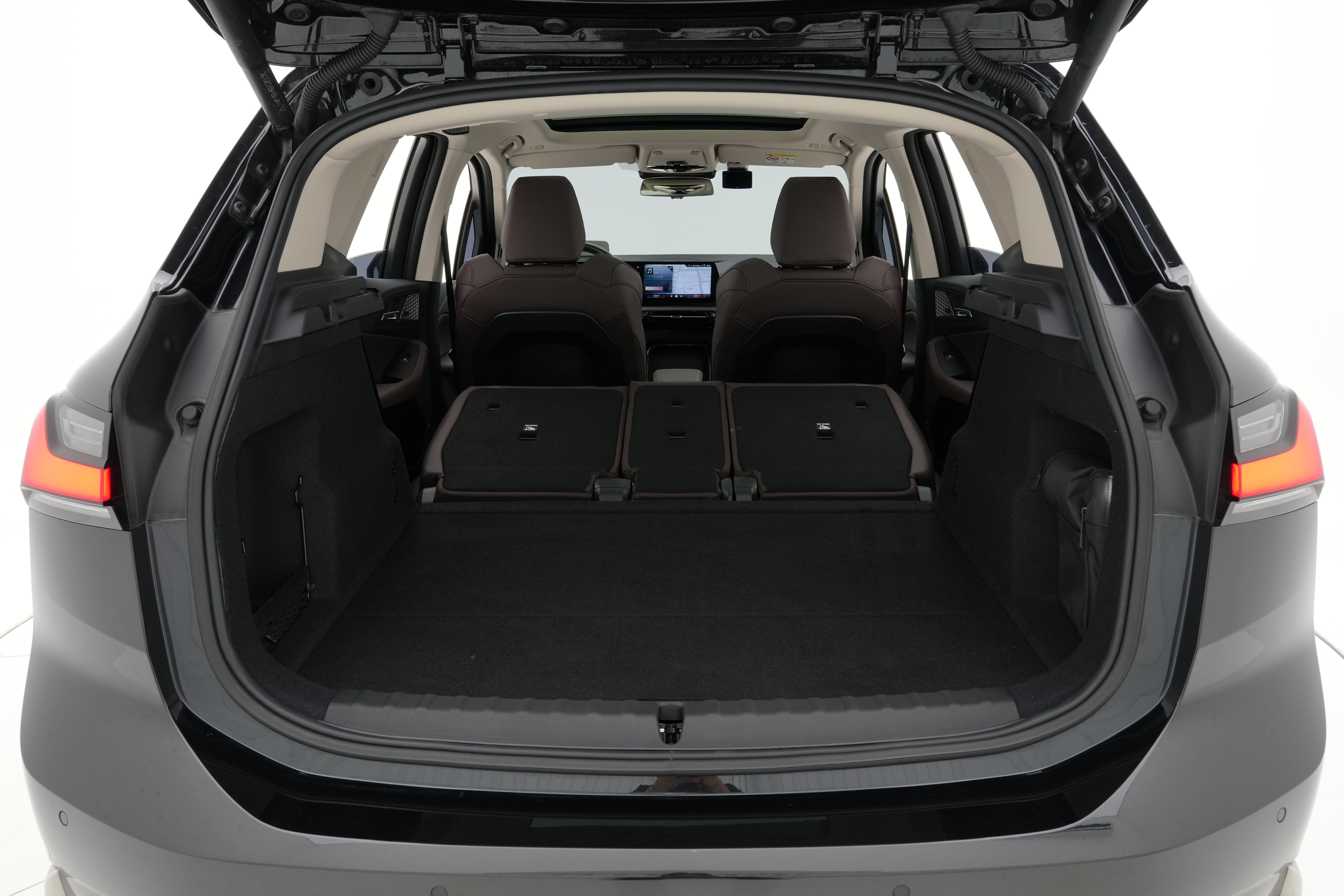 Interior 21