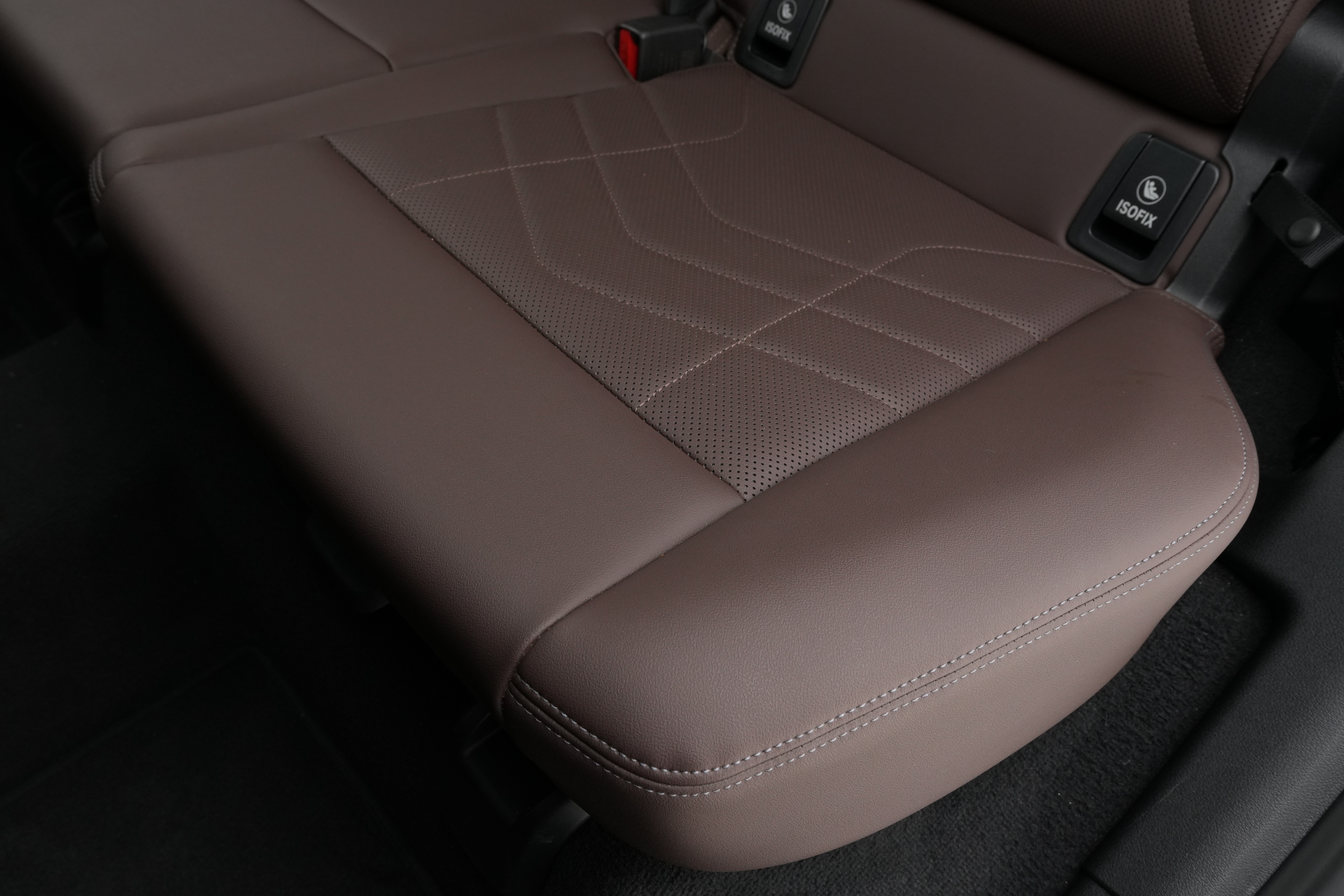 Interior 16