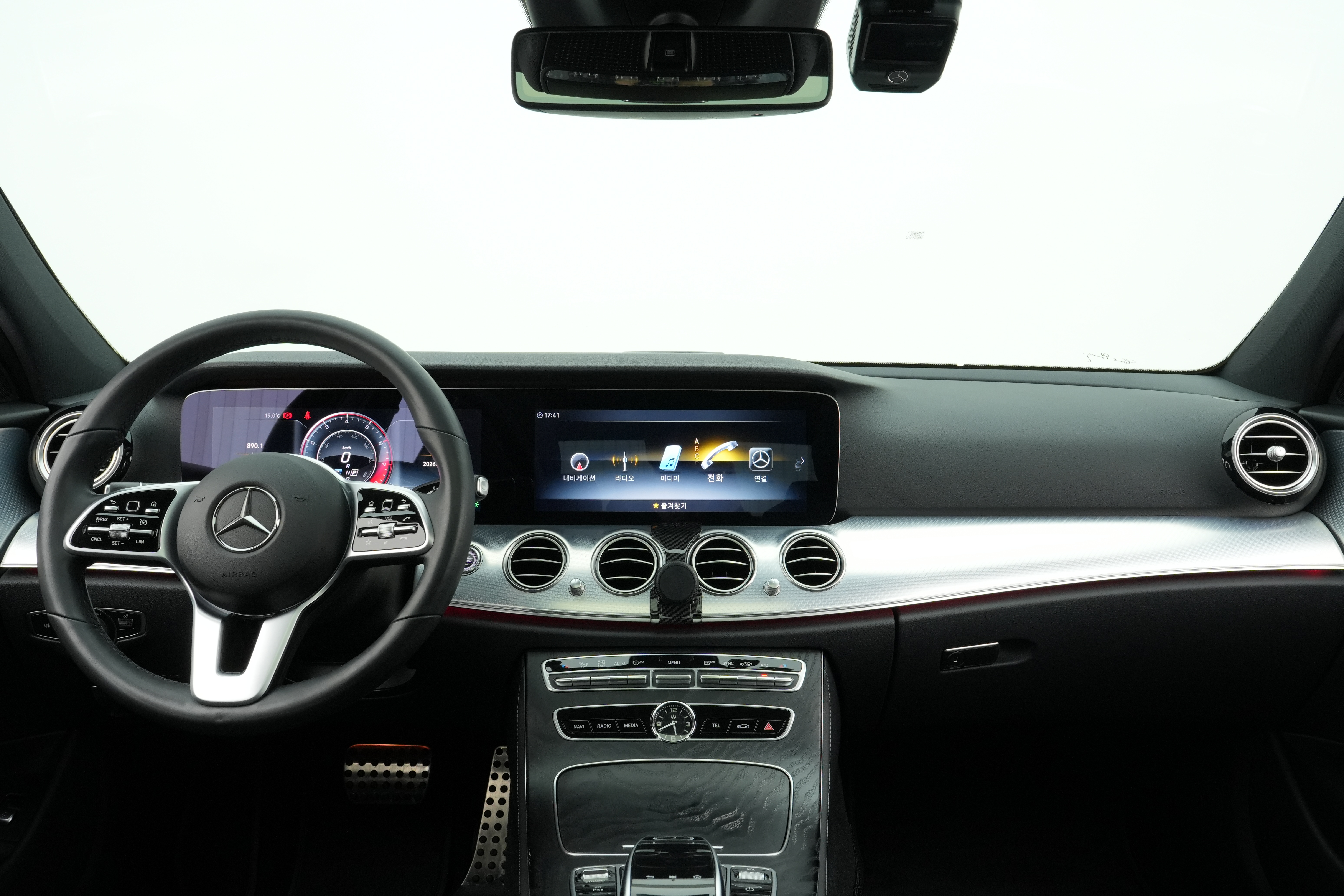 Interior 2