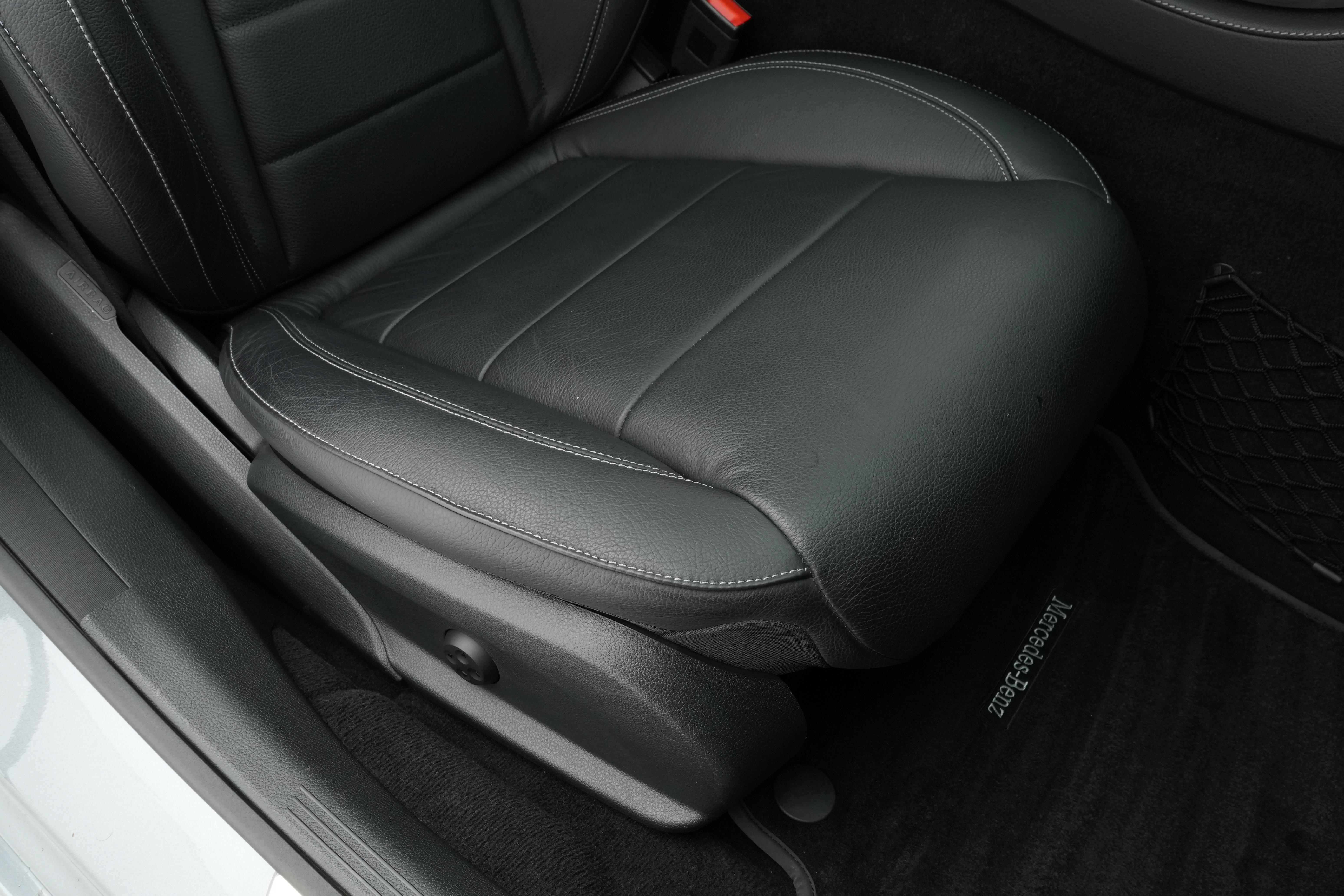 Interior 12