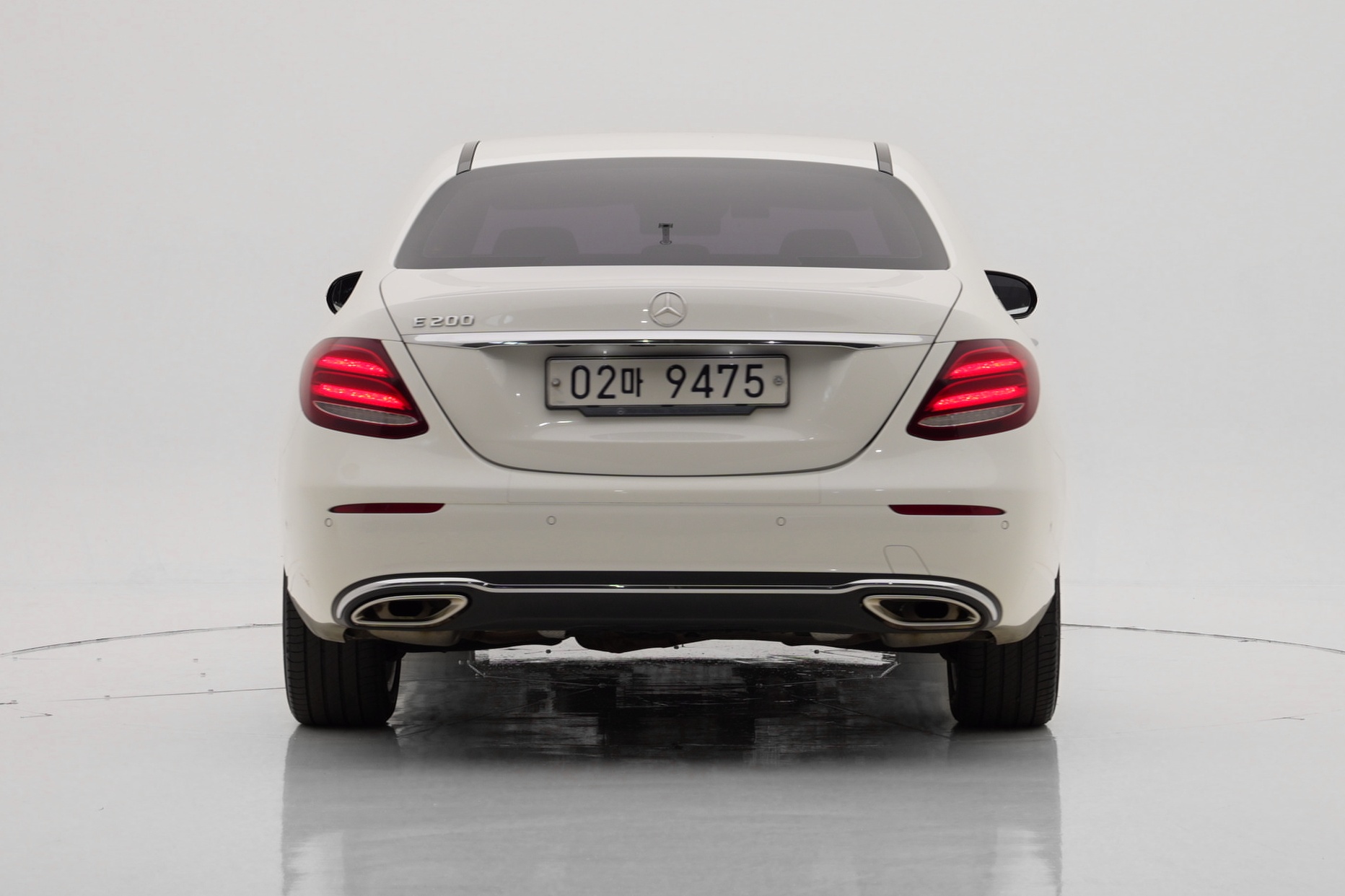 Mercedes-Benz E-Class E200 Avantgarde