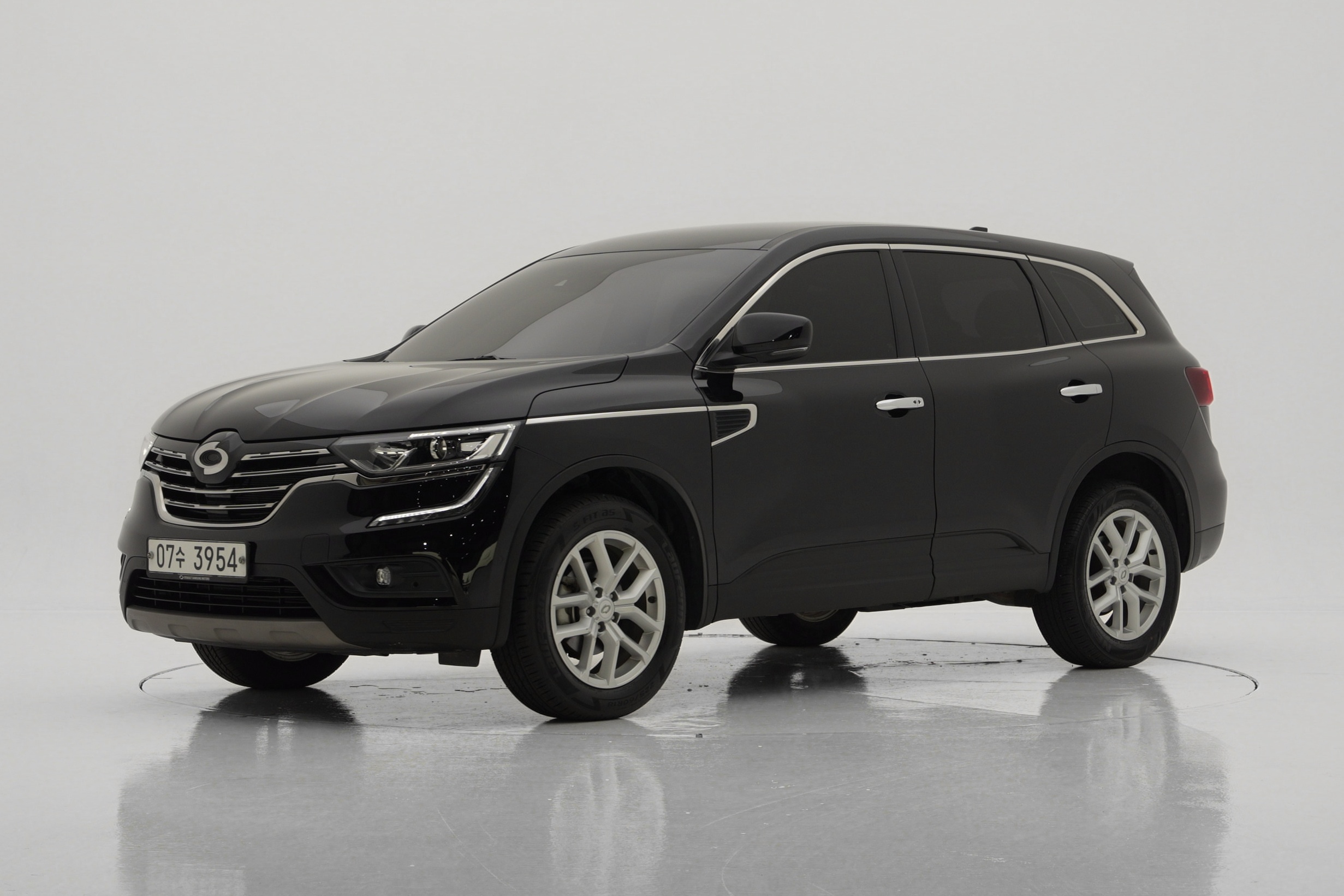 Renault Korea QM6 Бензин 2WD LE