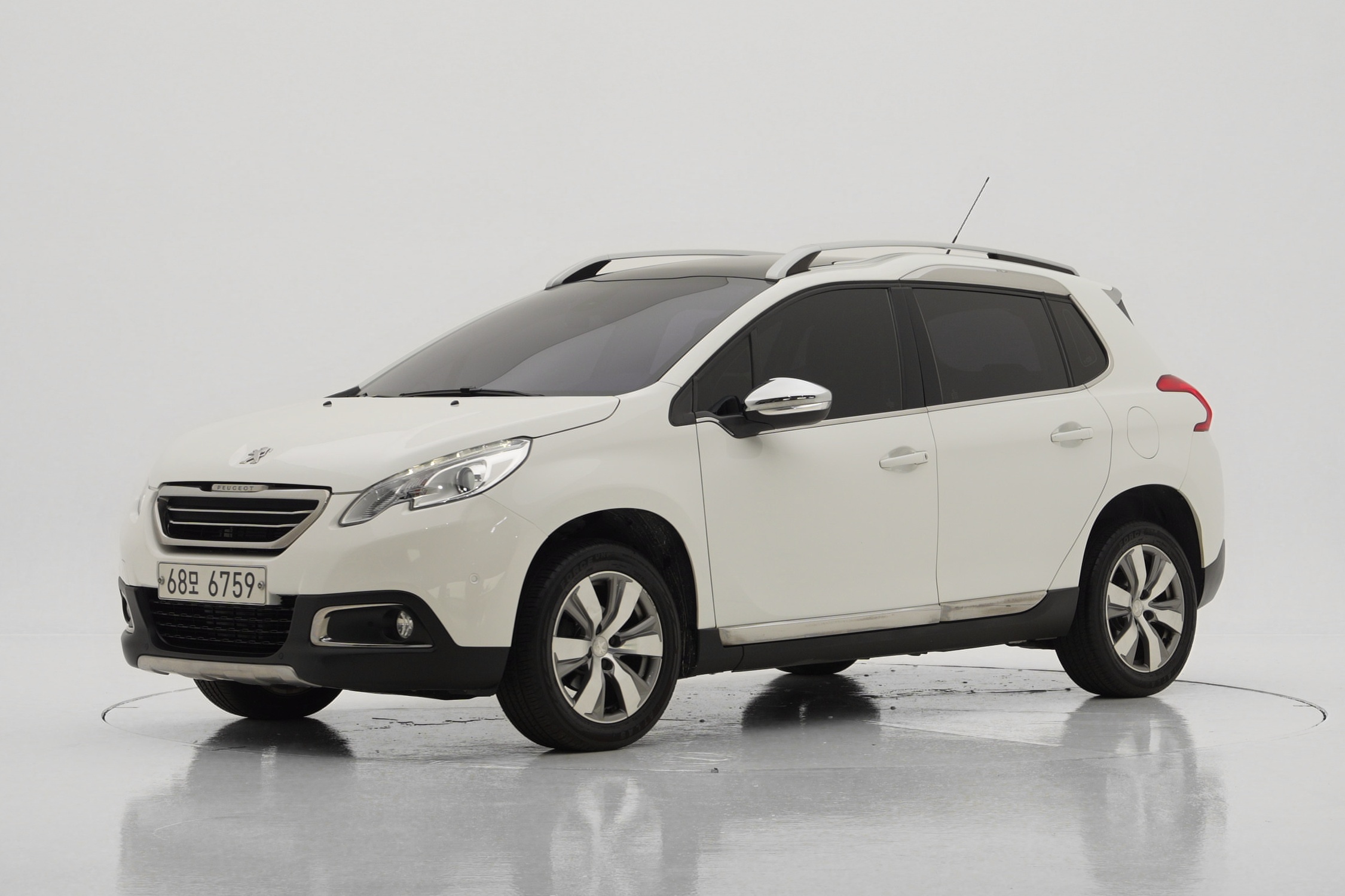 Peugeot 2008 1.6 BlueHDi Feline