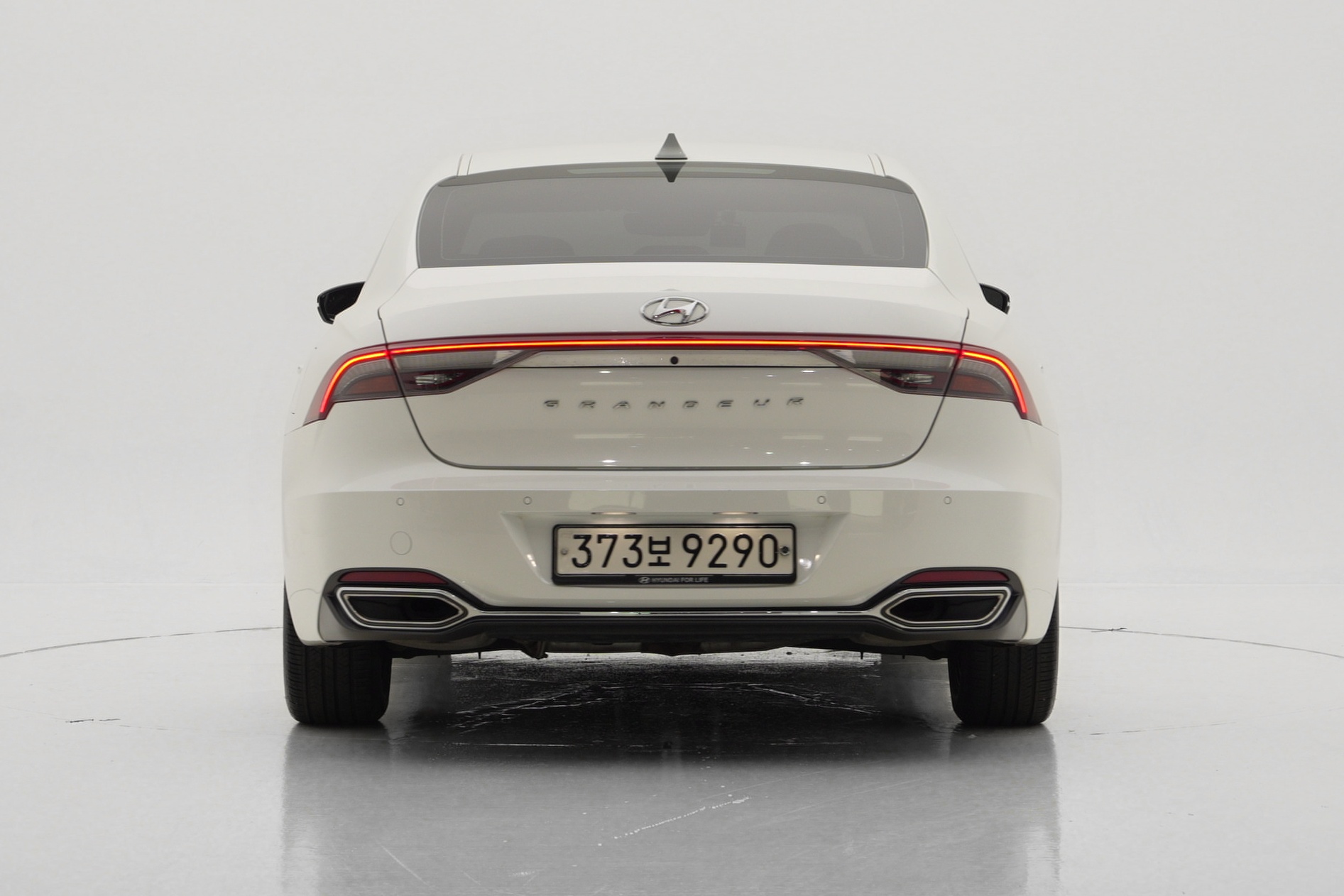 Hyundai Grandeur Premium