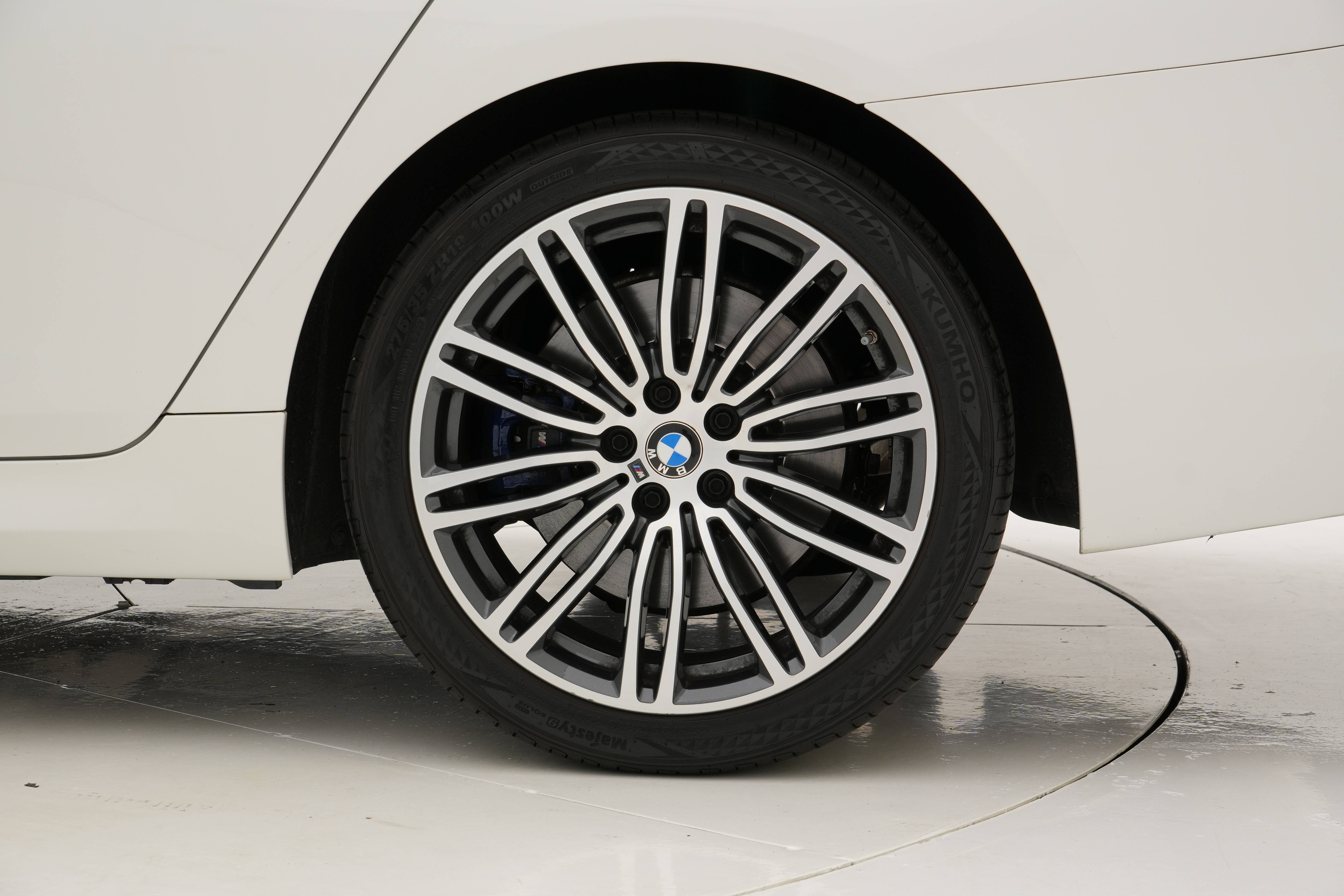 Exterior 15