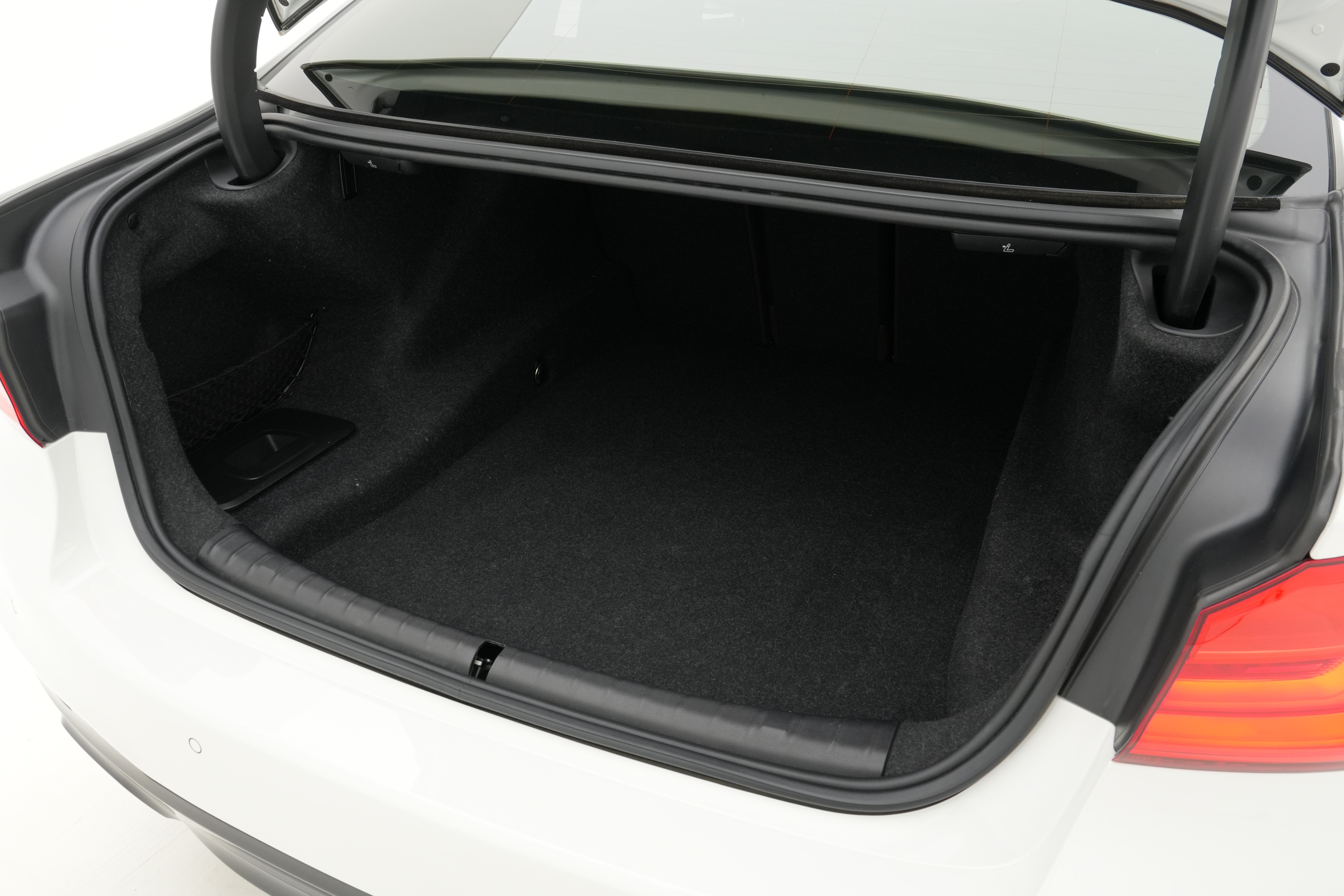 Interior 20