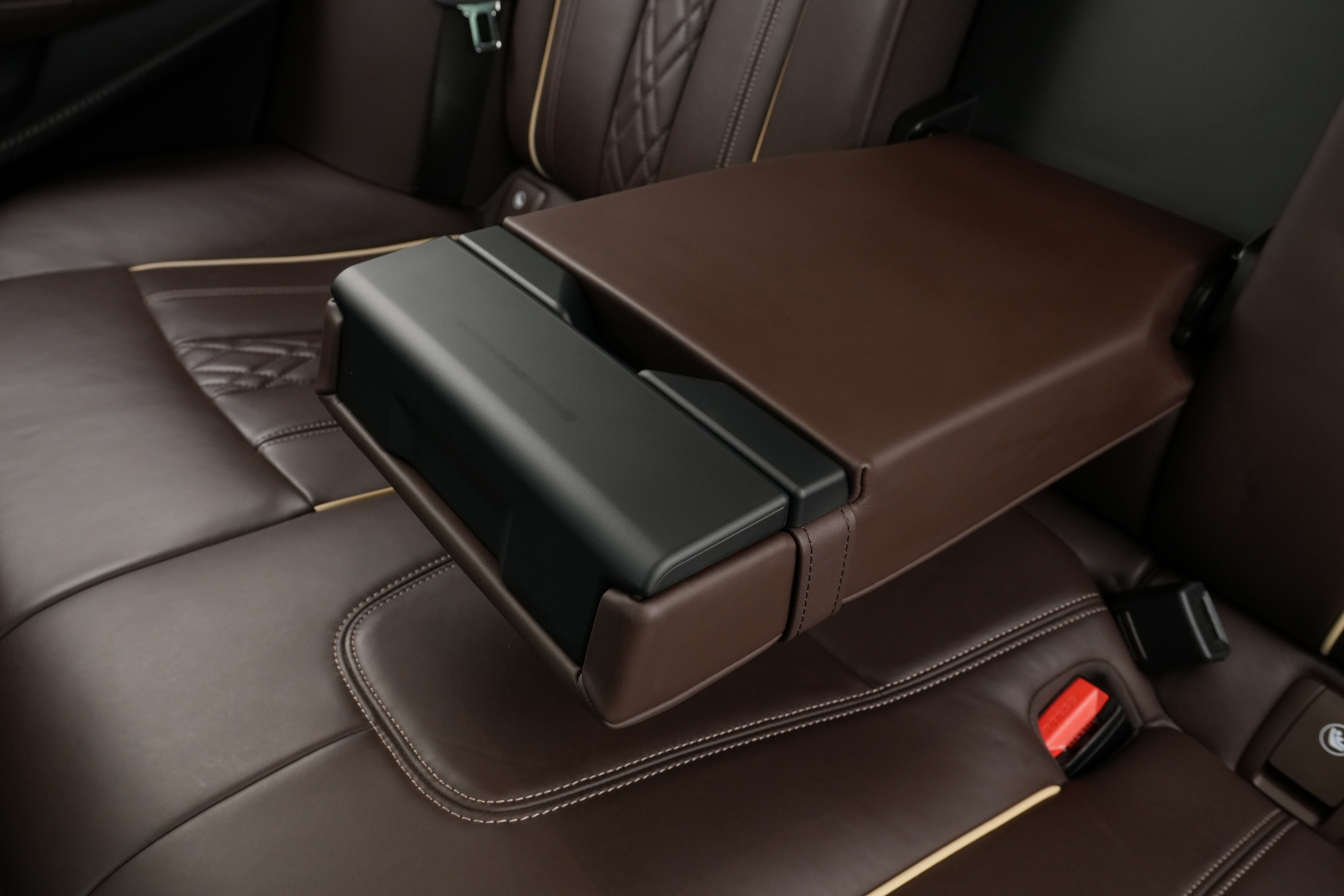 Interior 17