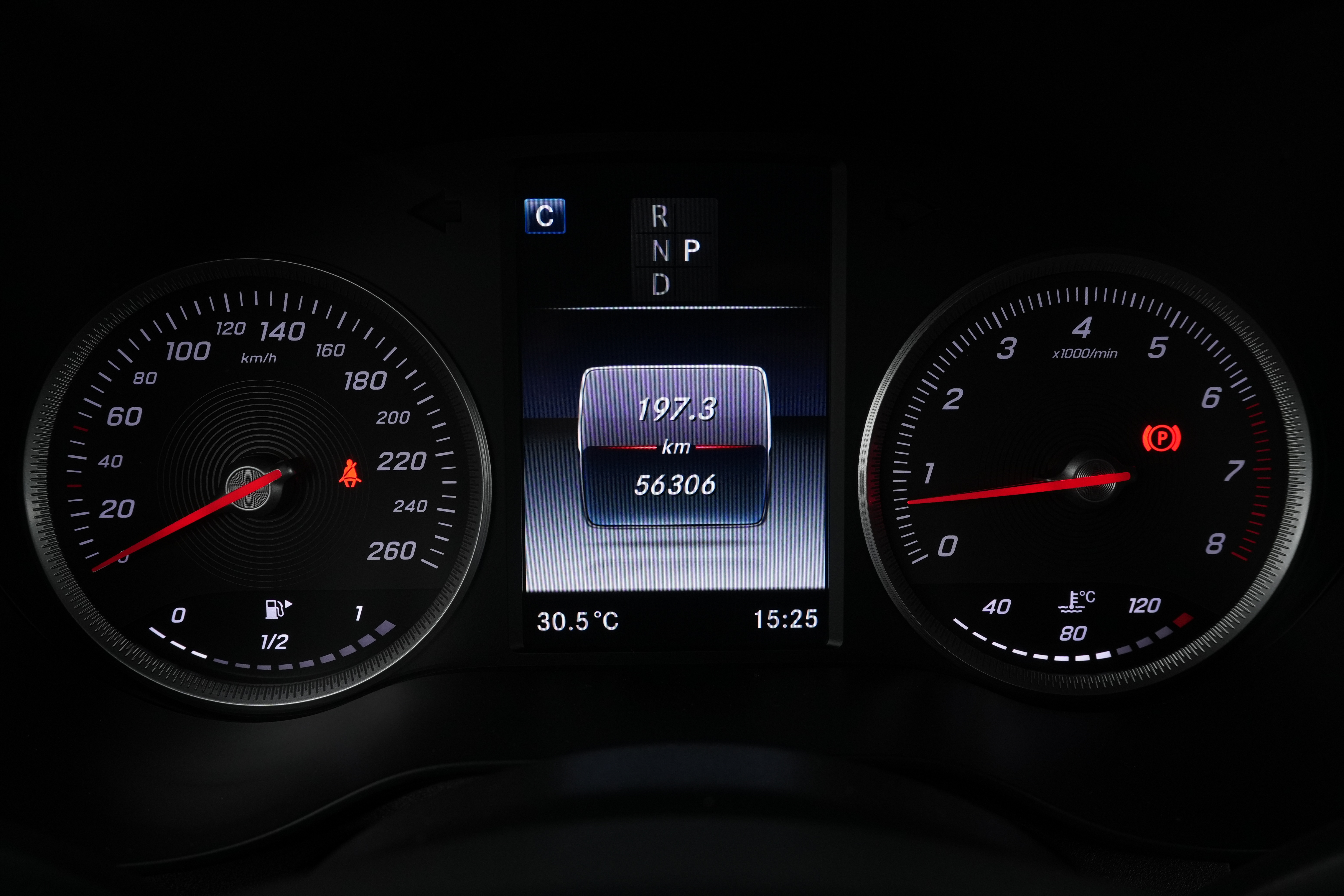 Interior 9