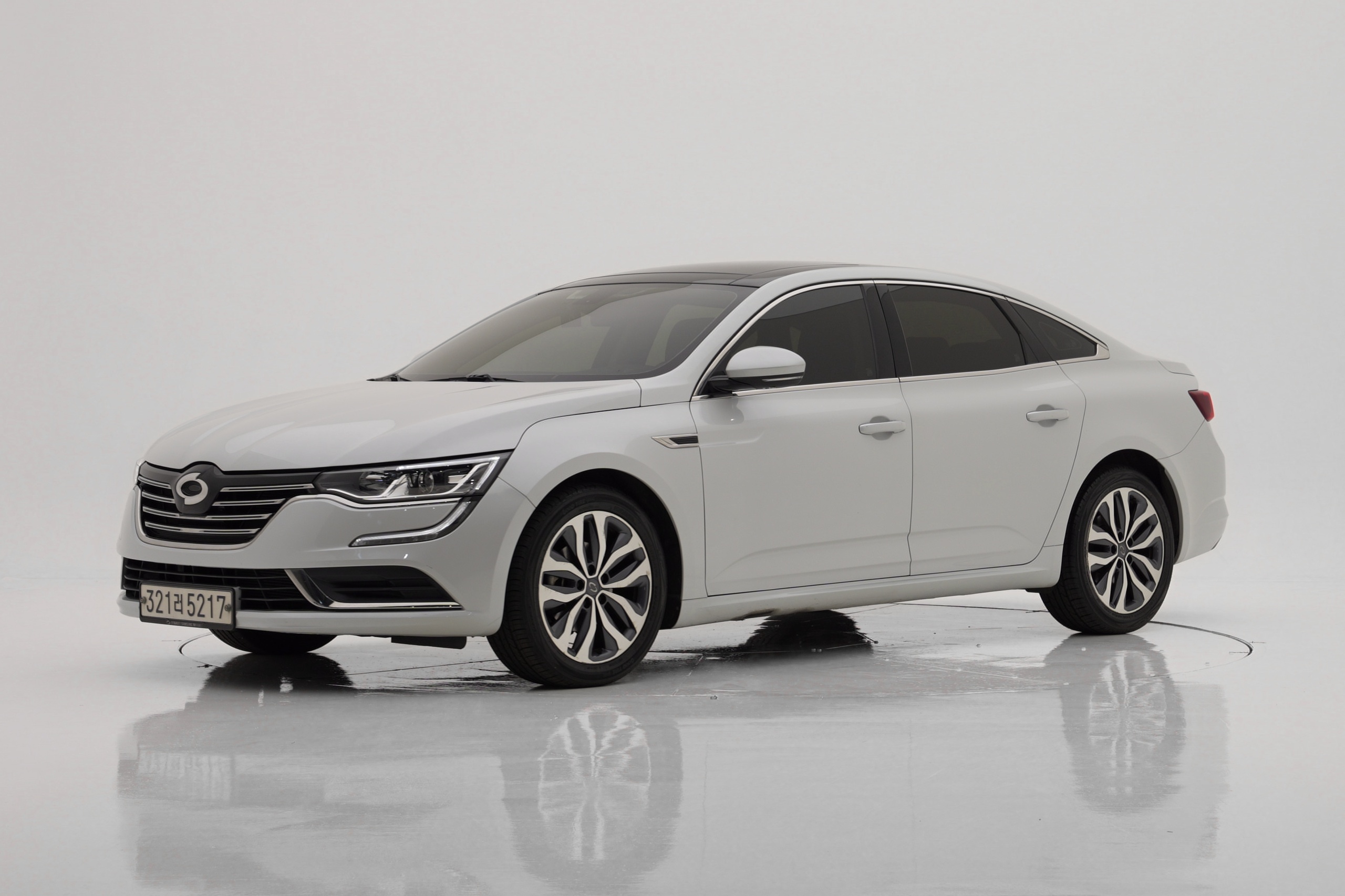 Renault Korea SM6 2.0 GDe LE