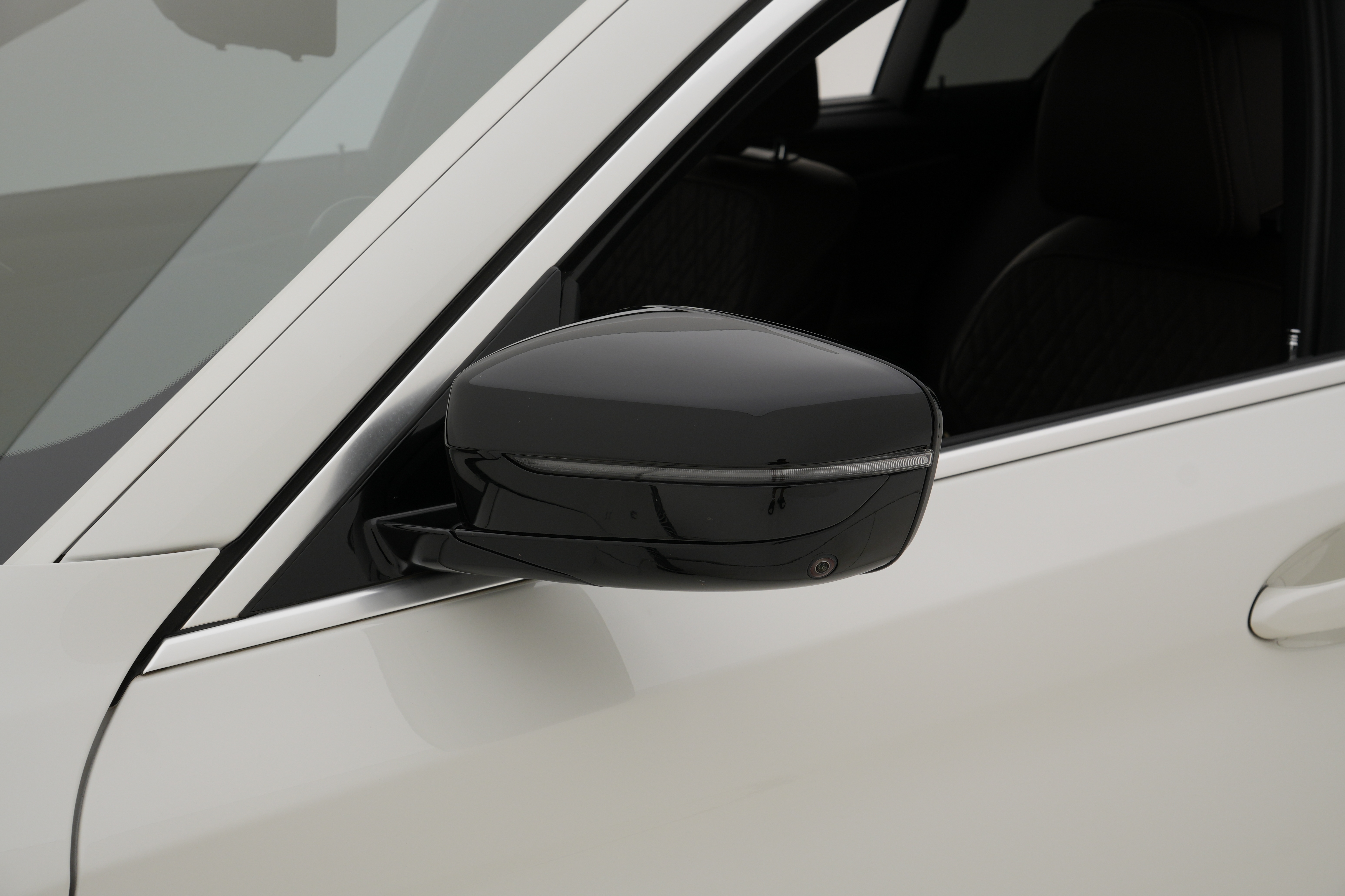 Exterior 10