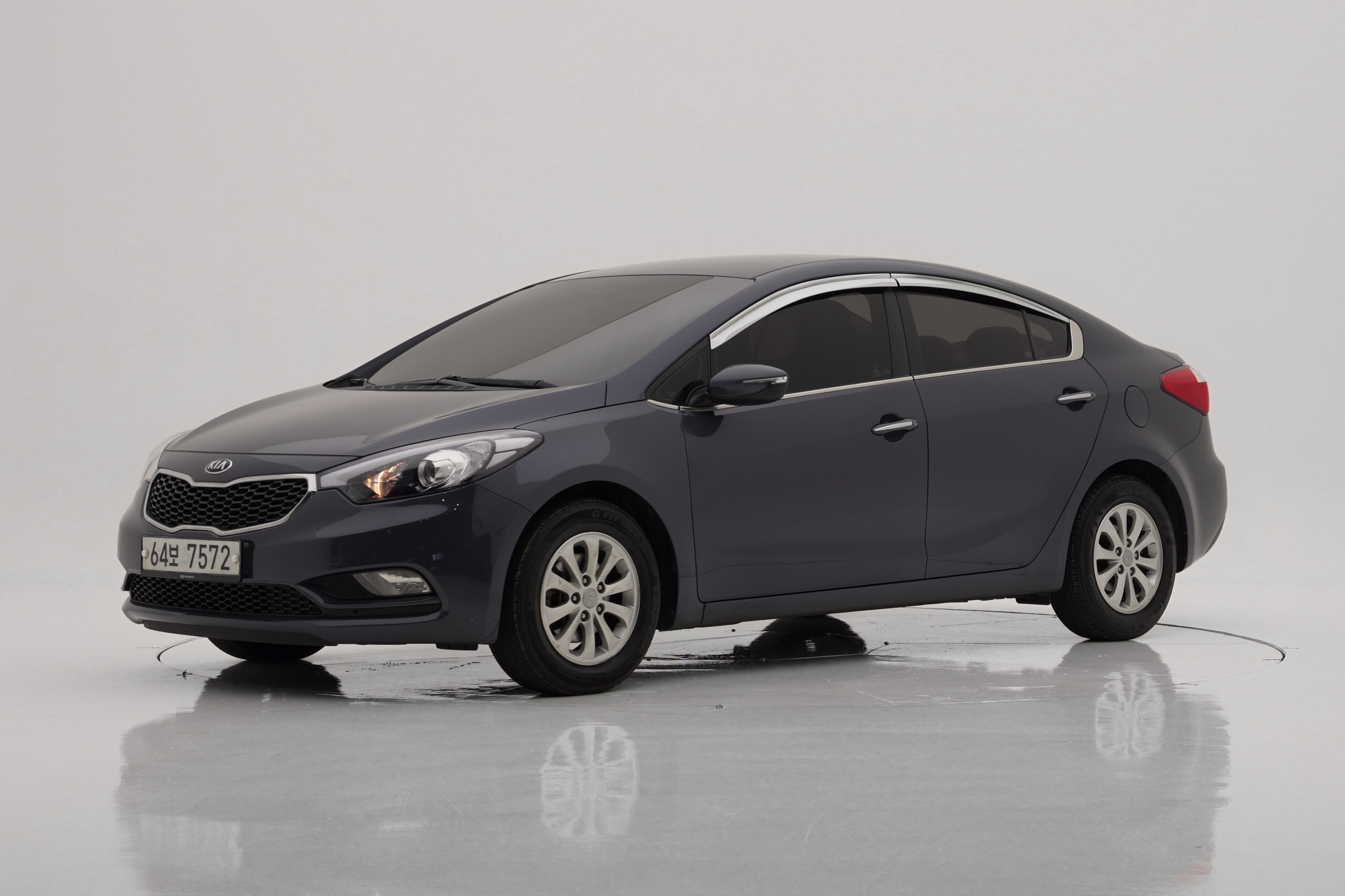 Kia K3 Luxury