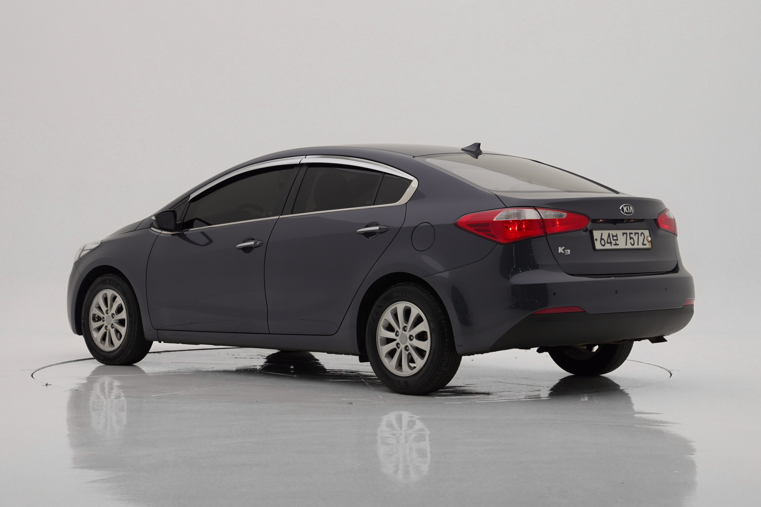Kia K3 Luxury