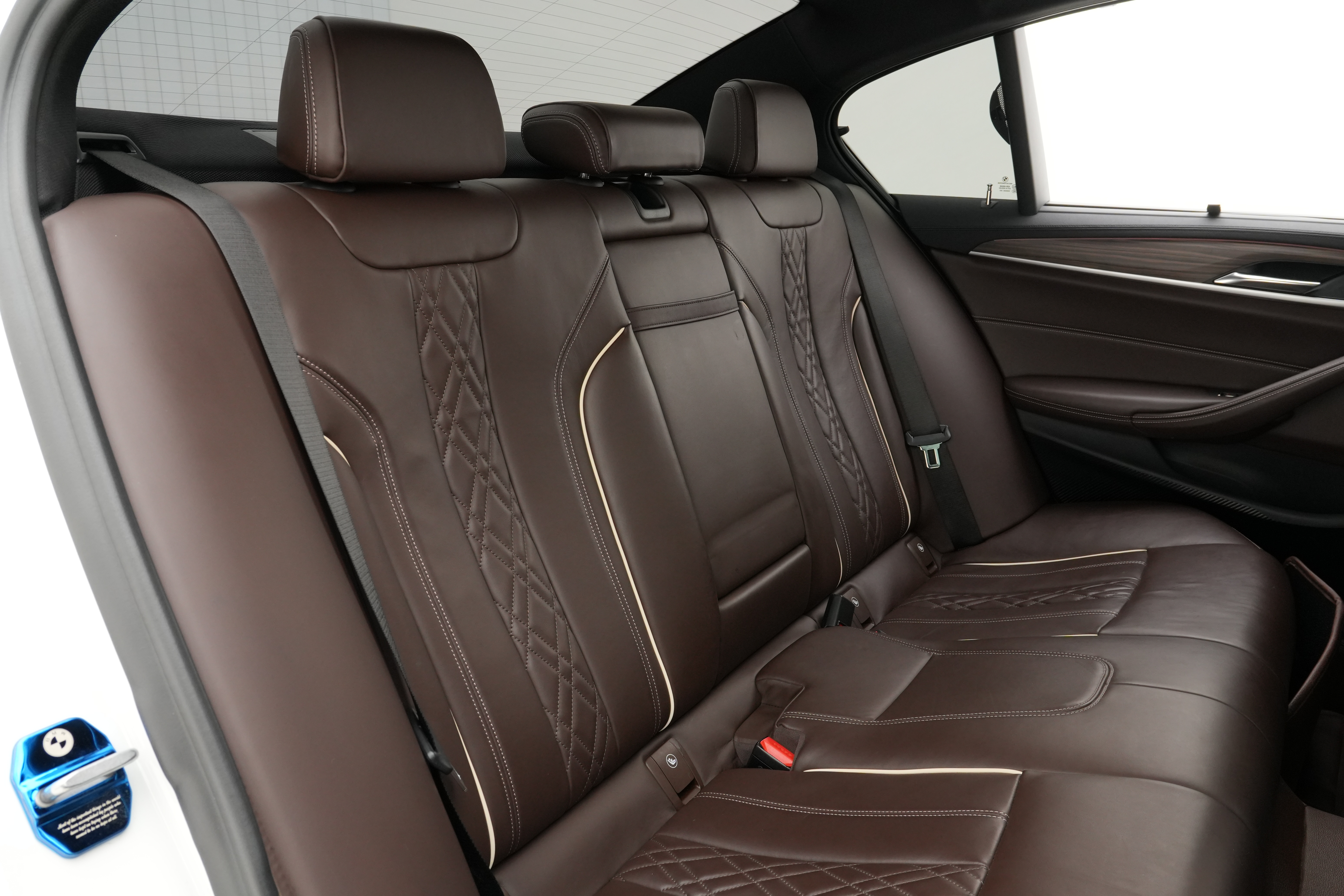 Interior 14