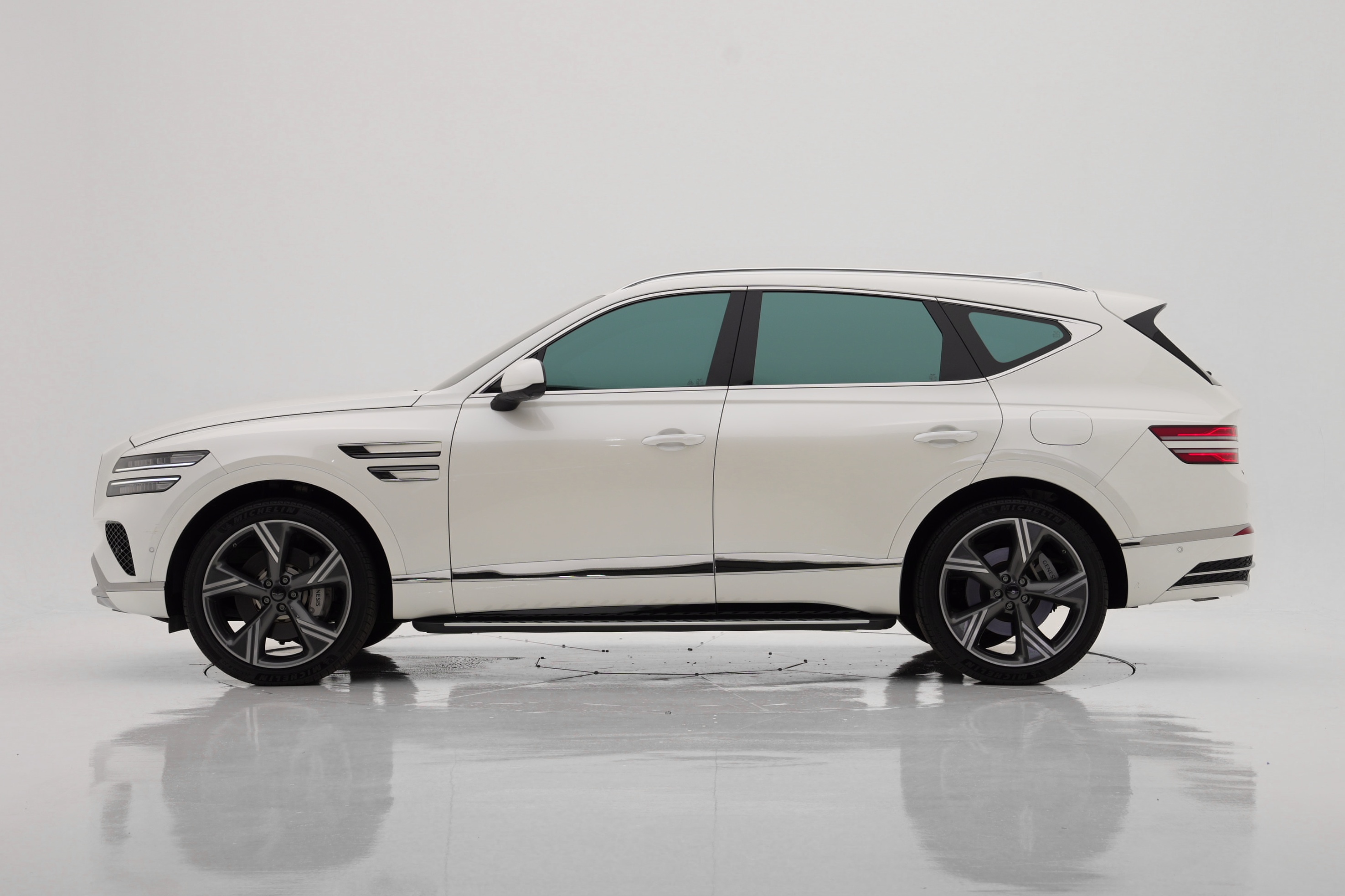 Genesis GV80 2.5T Бензин AWD