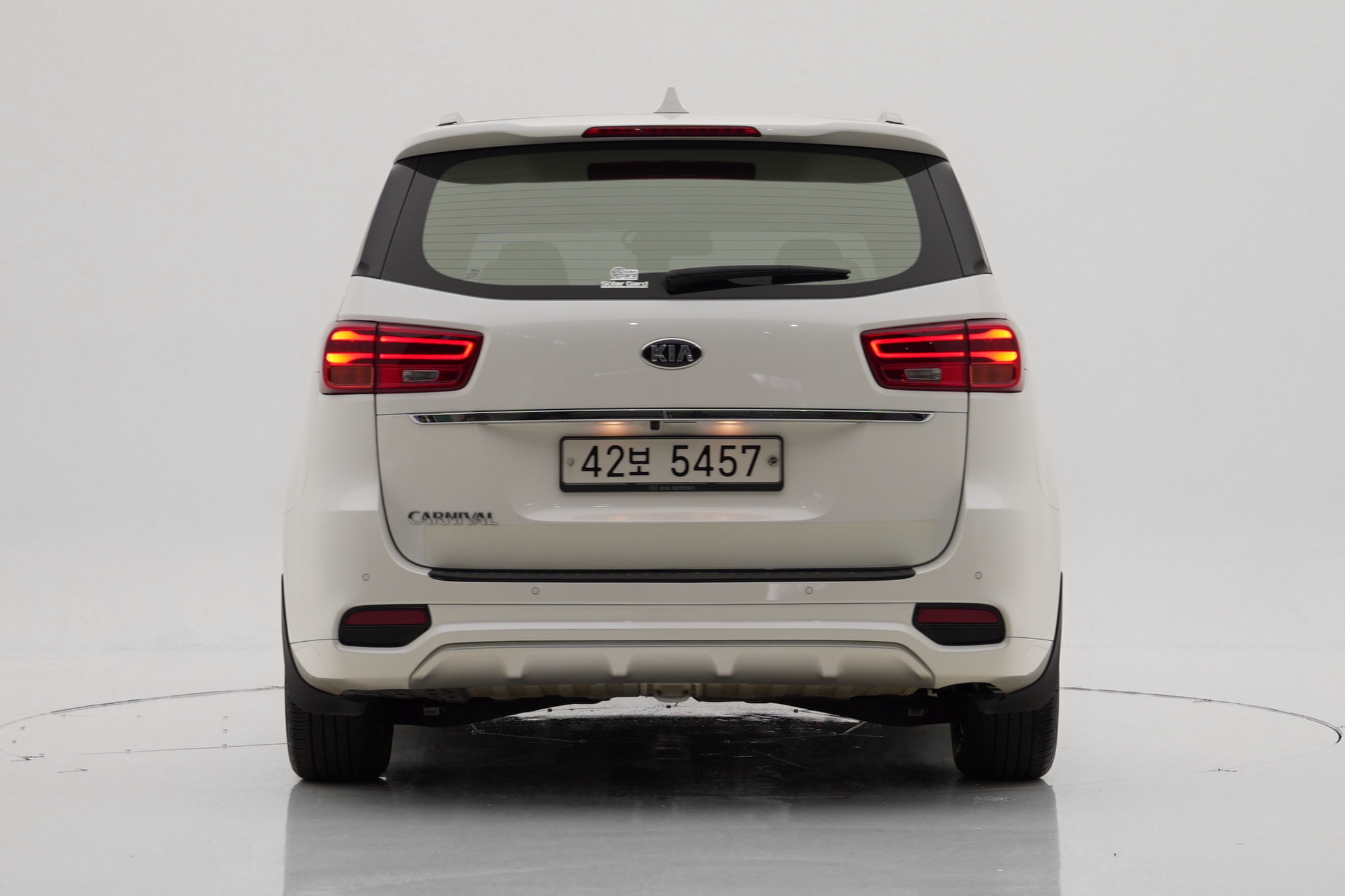 Kia Carnival Дизель 9 мест Prestige