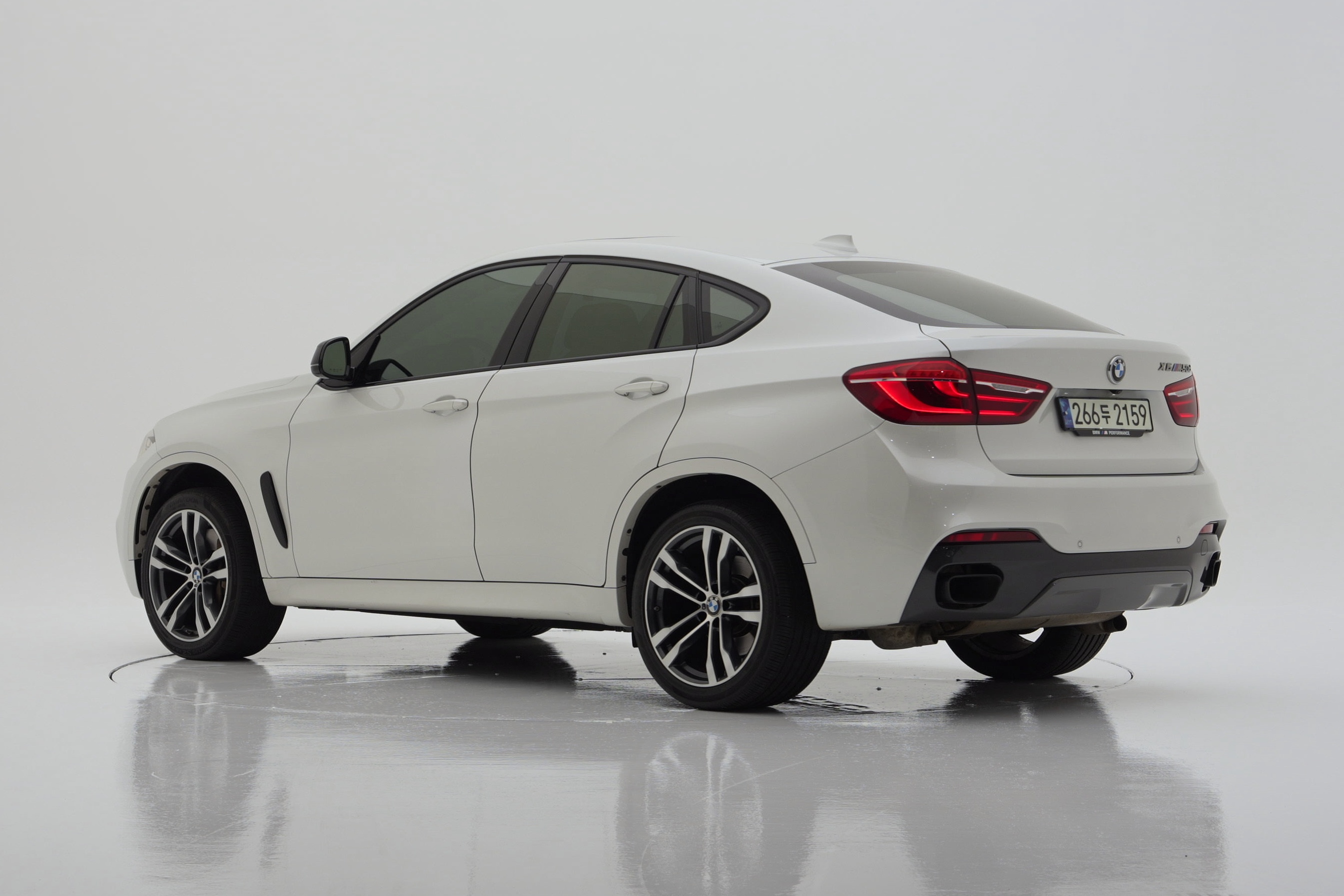 BMW BMW X6 (F16) M50d