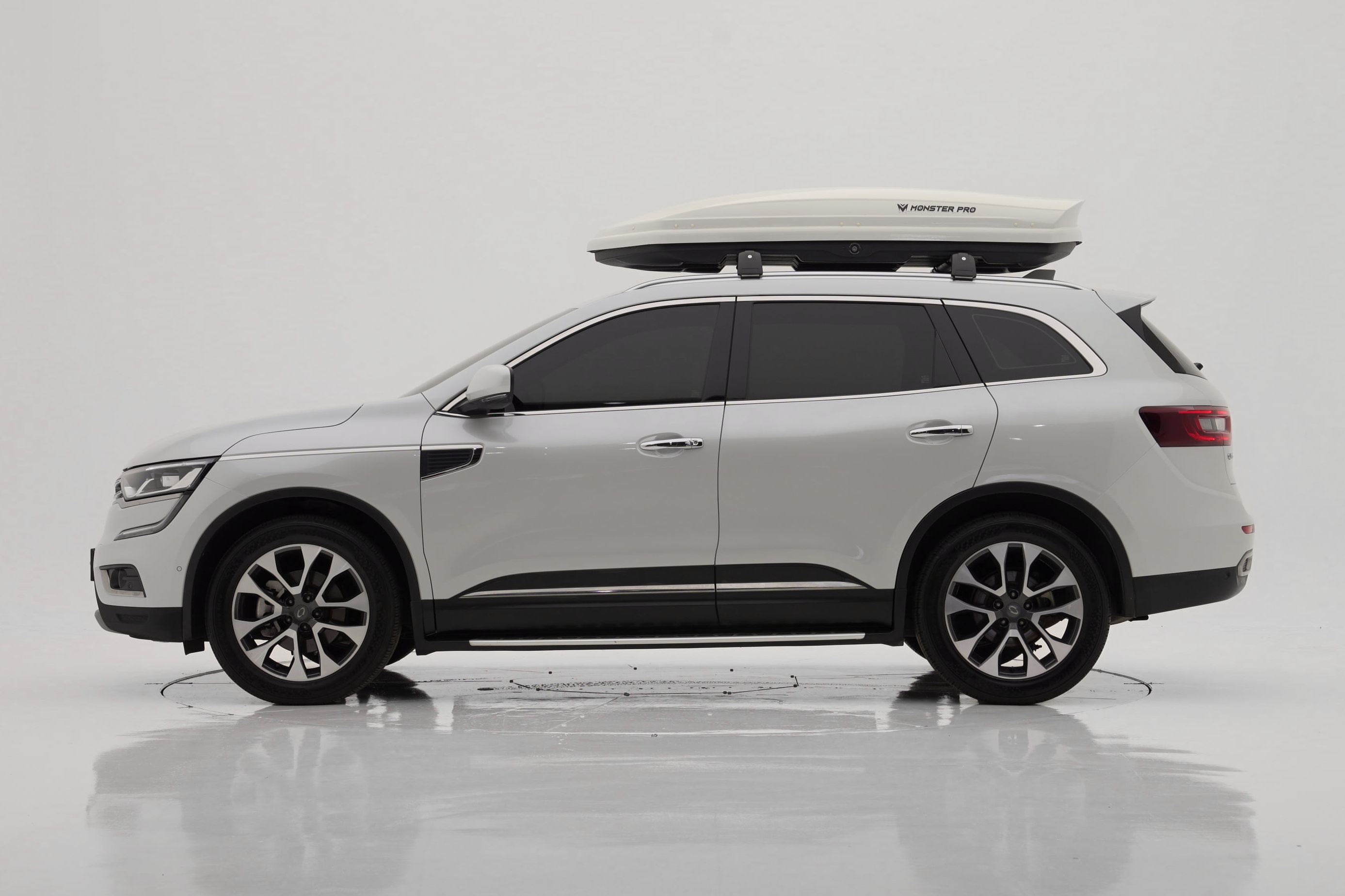 Renault Korea QM6 Дизель 2WD RE Signature
