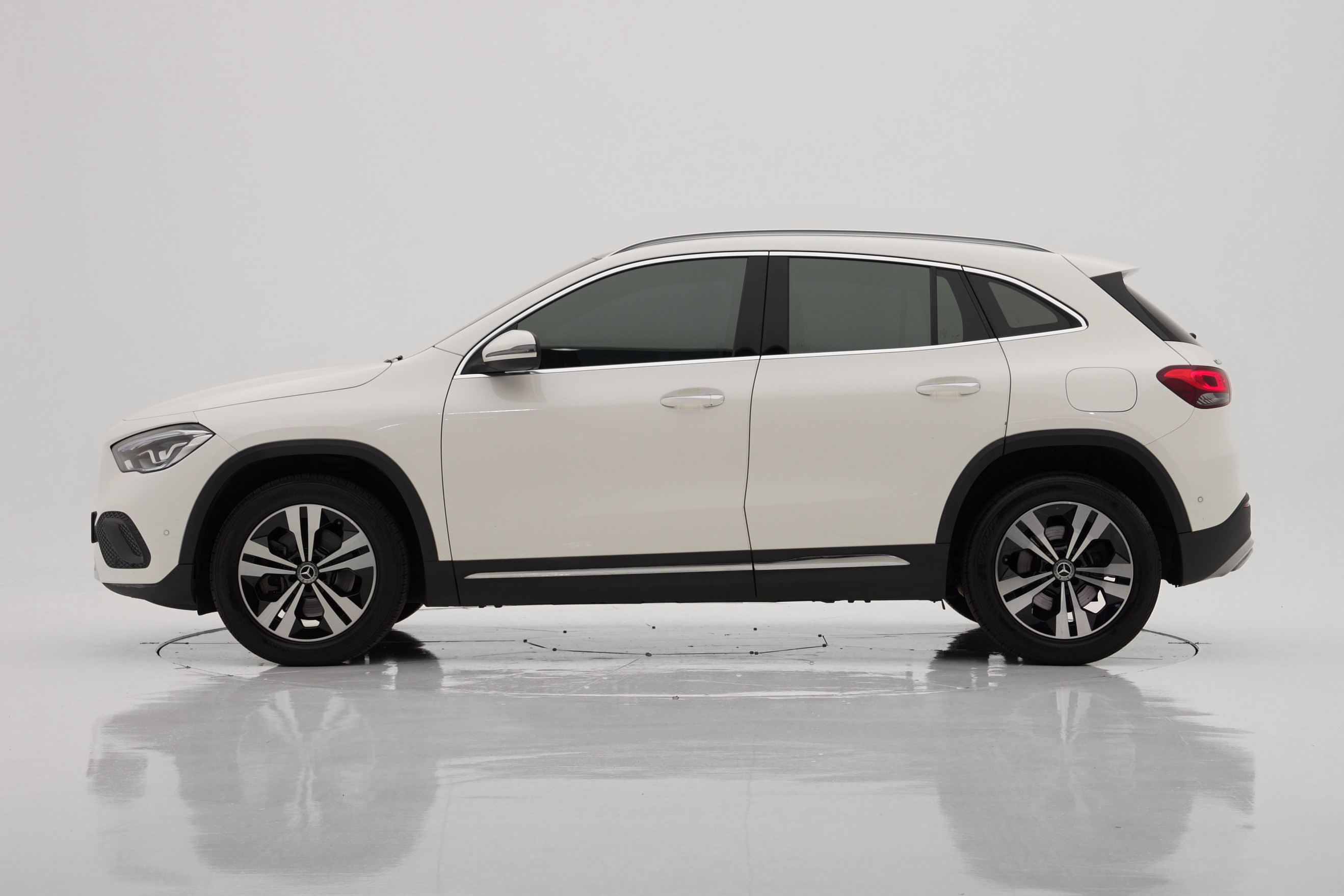 Mercedes-Benz GLA GLA220