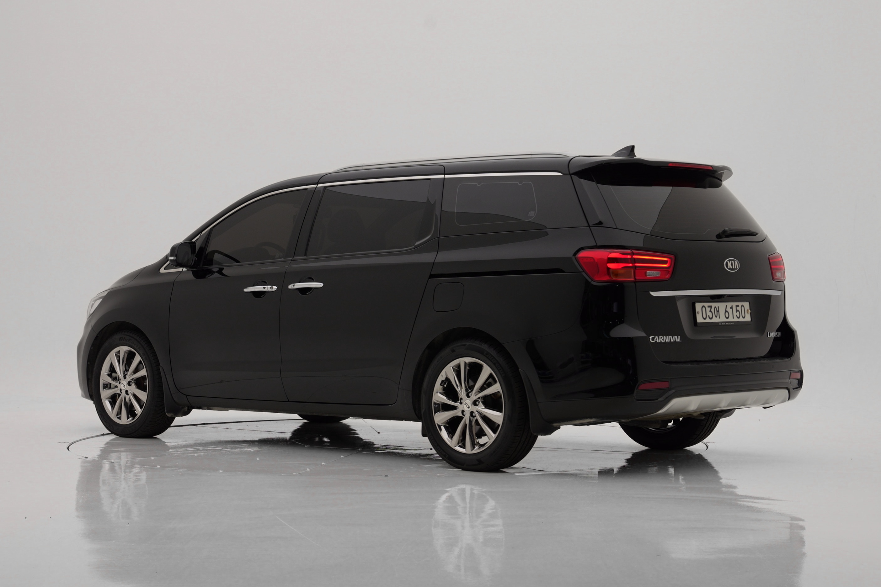Kia Carnival VIP