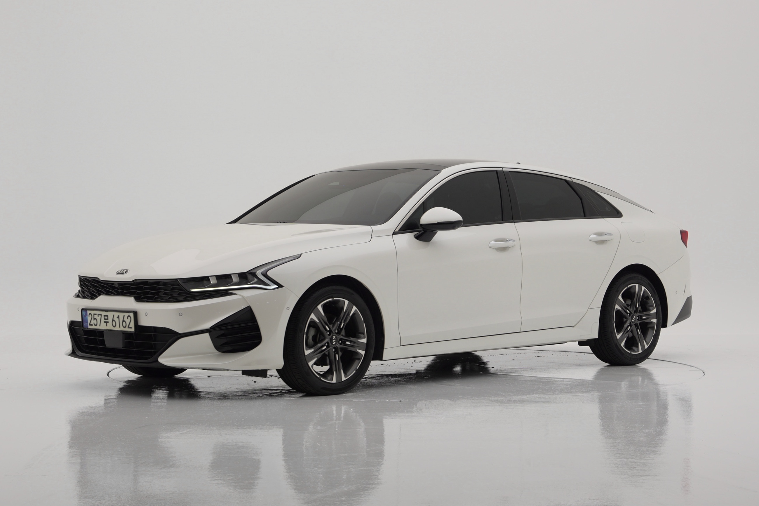 Kia K5 Signature