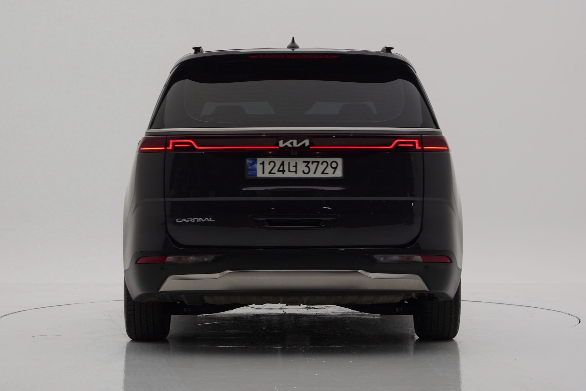Kia Carnival Бензин 9 мест Signature