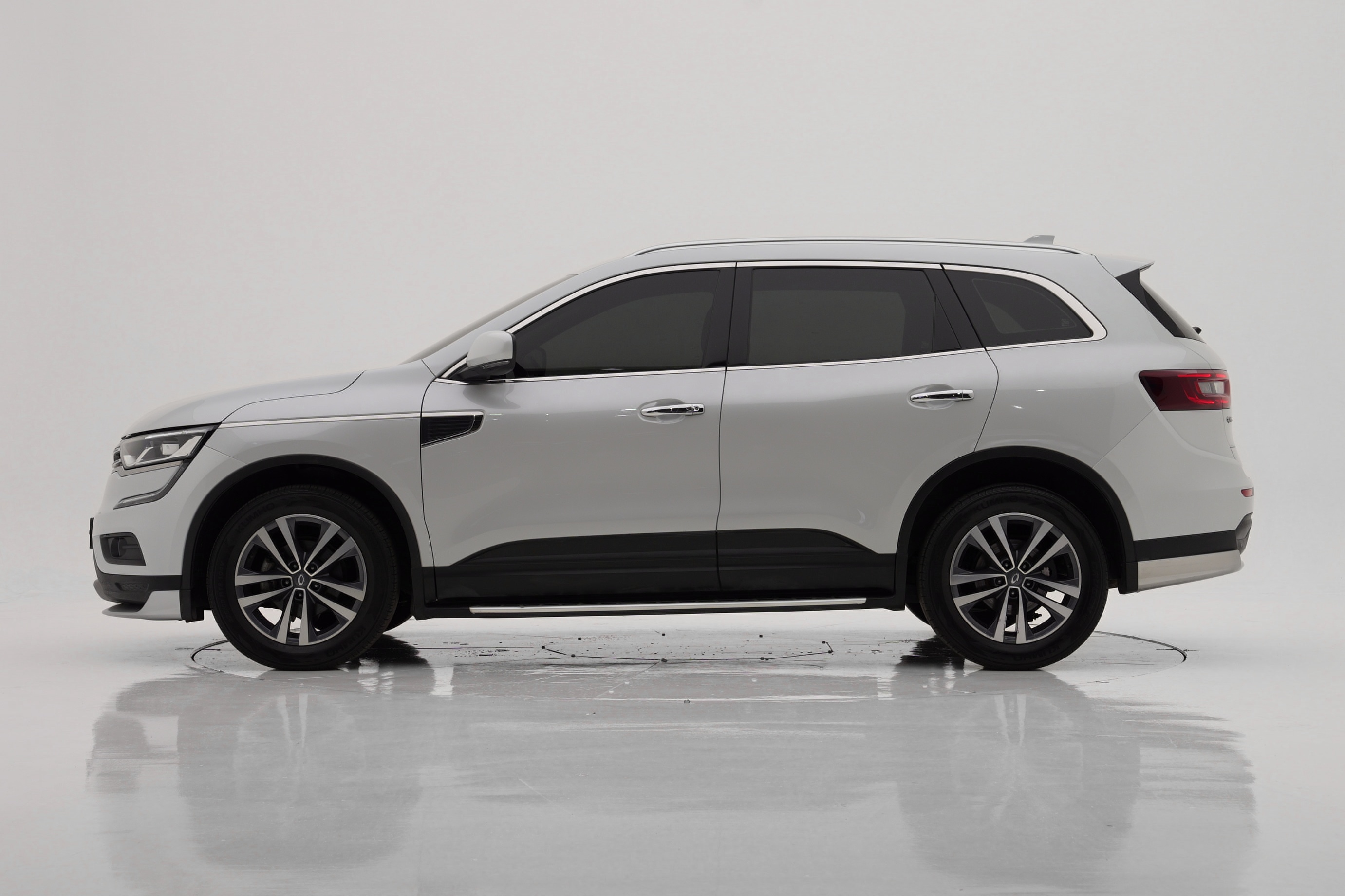 Renault Korea QM6 Бензин 2WD RE