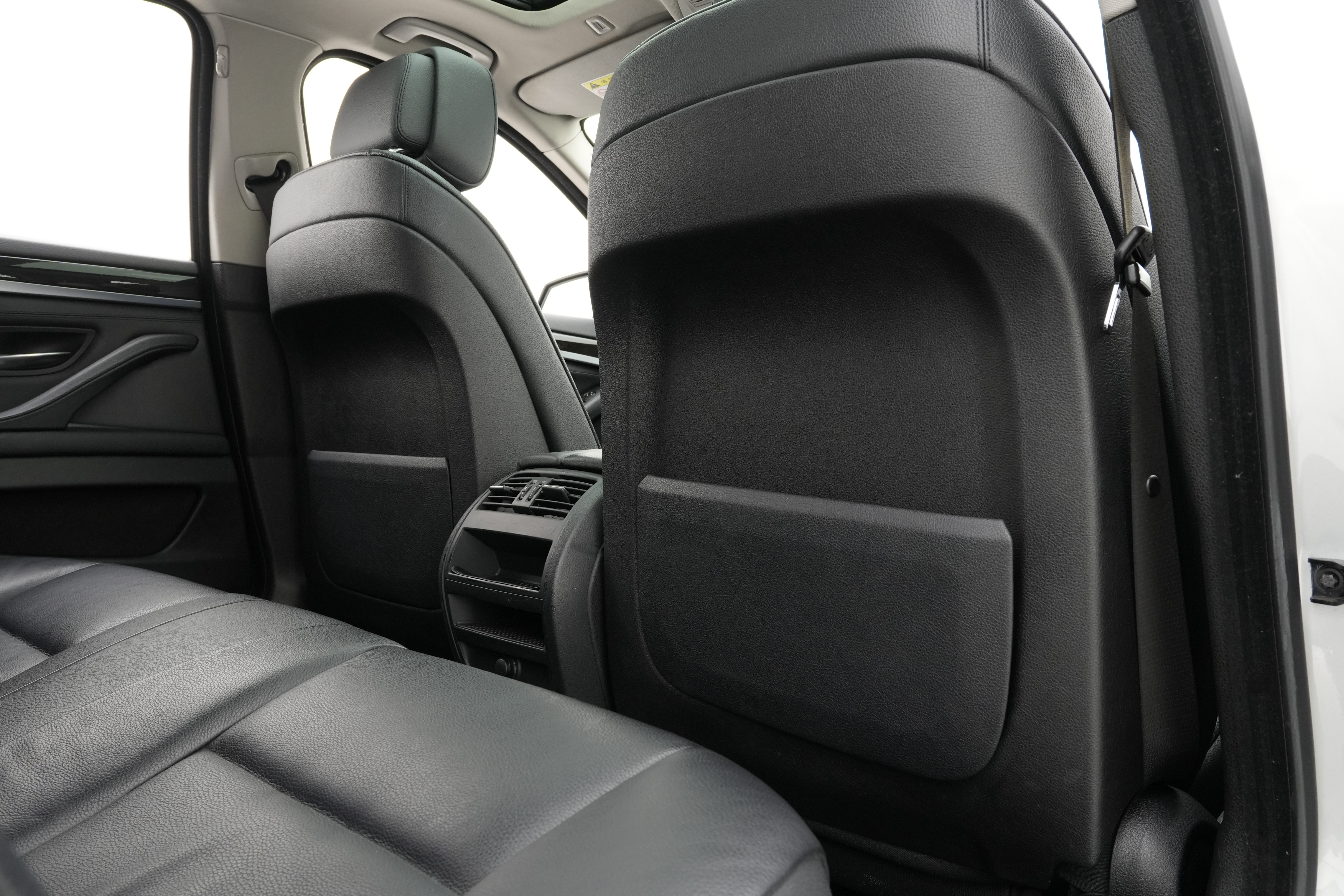 Interior 17
