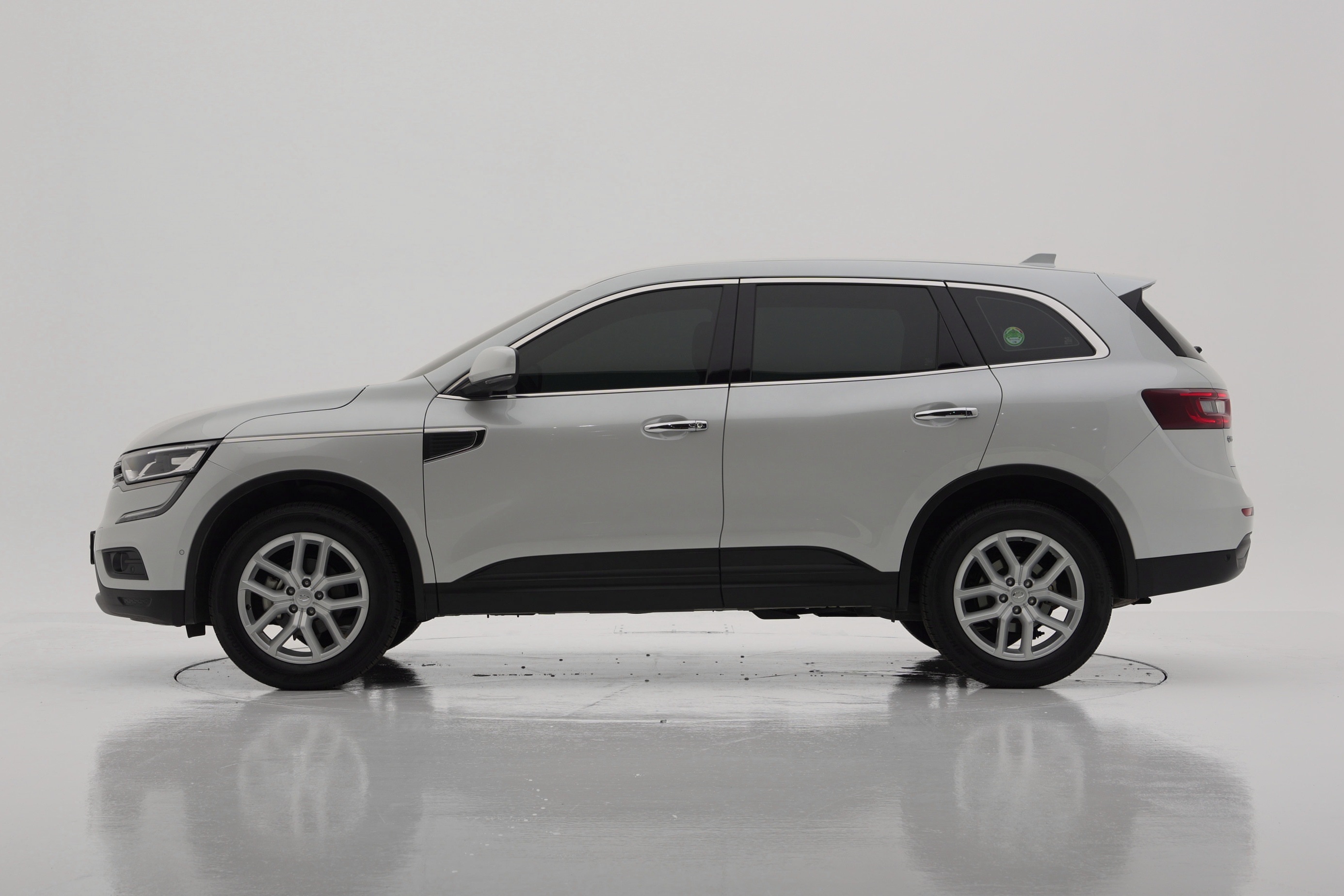 Renault Korea QM6 Бензин 2WD LE