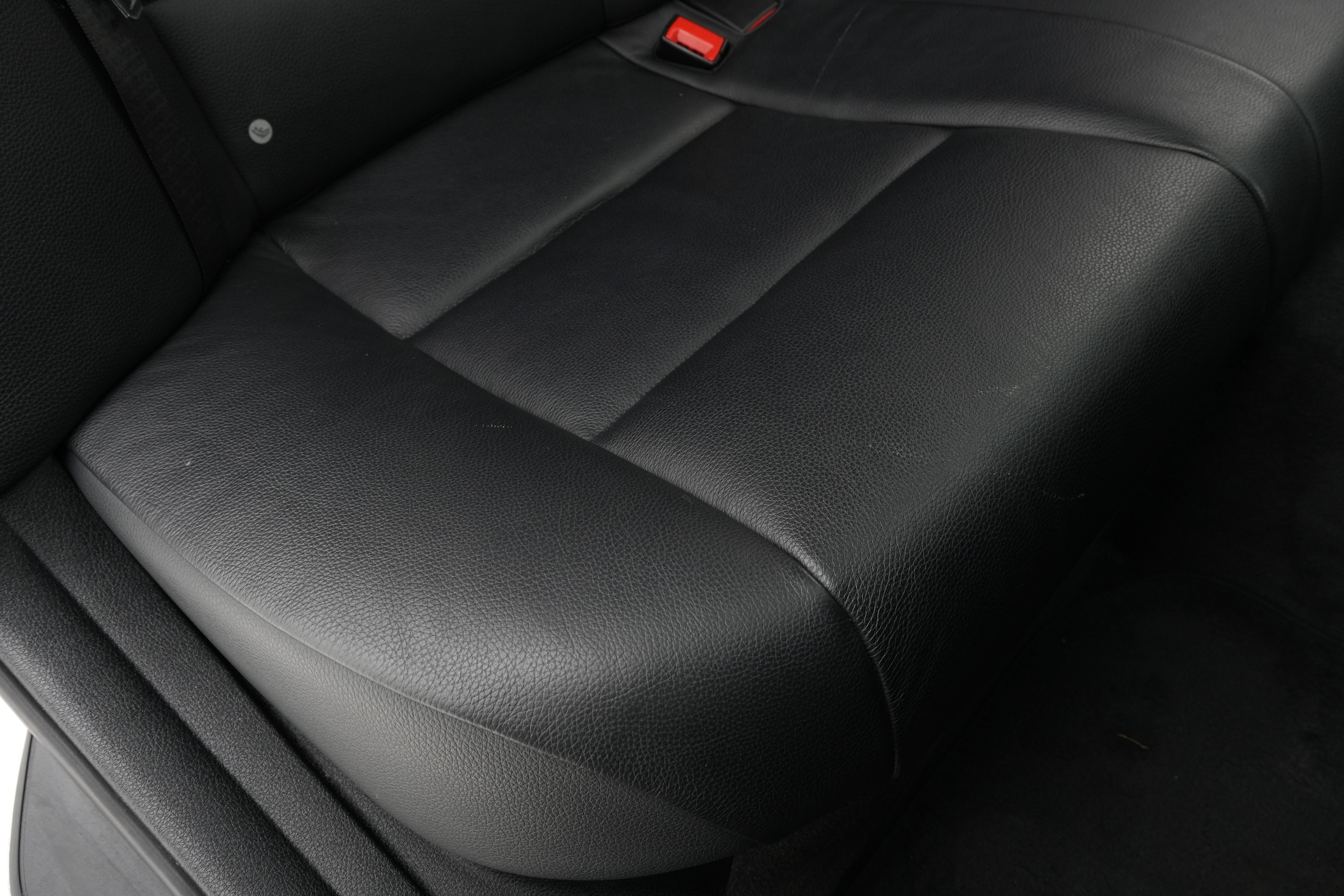 Interior 14