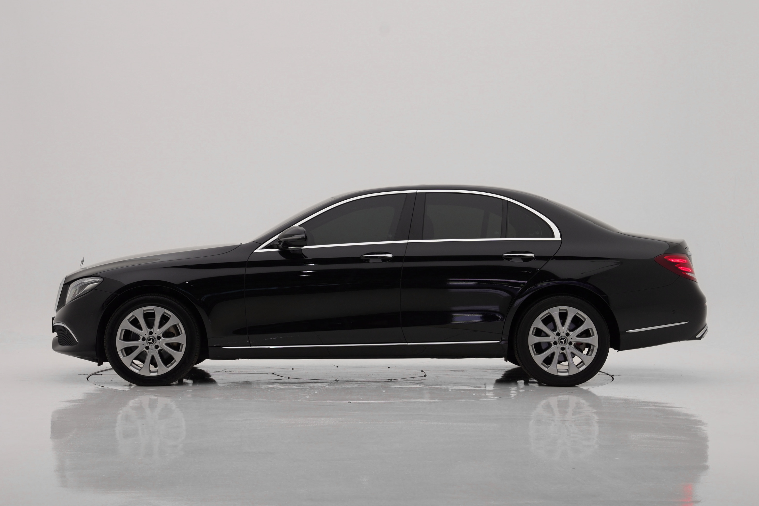 Mercedes-Benz E-Class E220d 4MATIC Exclusive