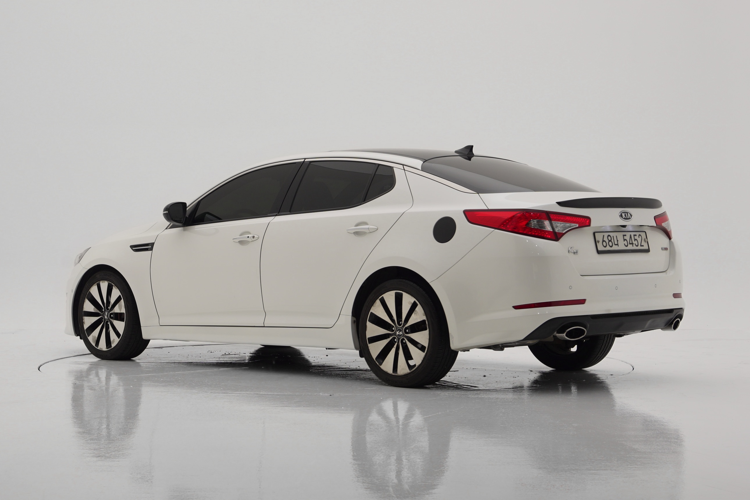 Kia K5 2.0 Турбо GDI Noblesse