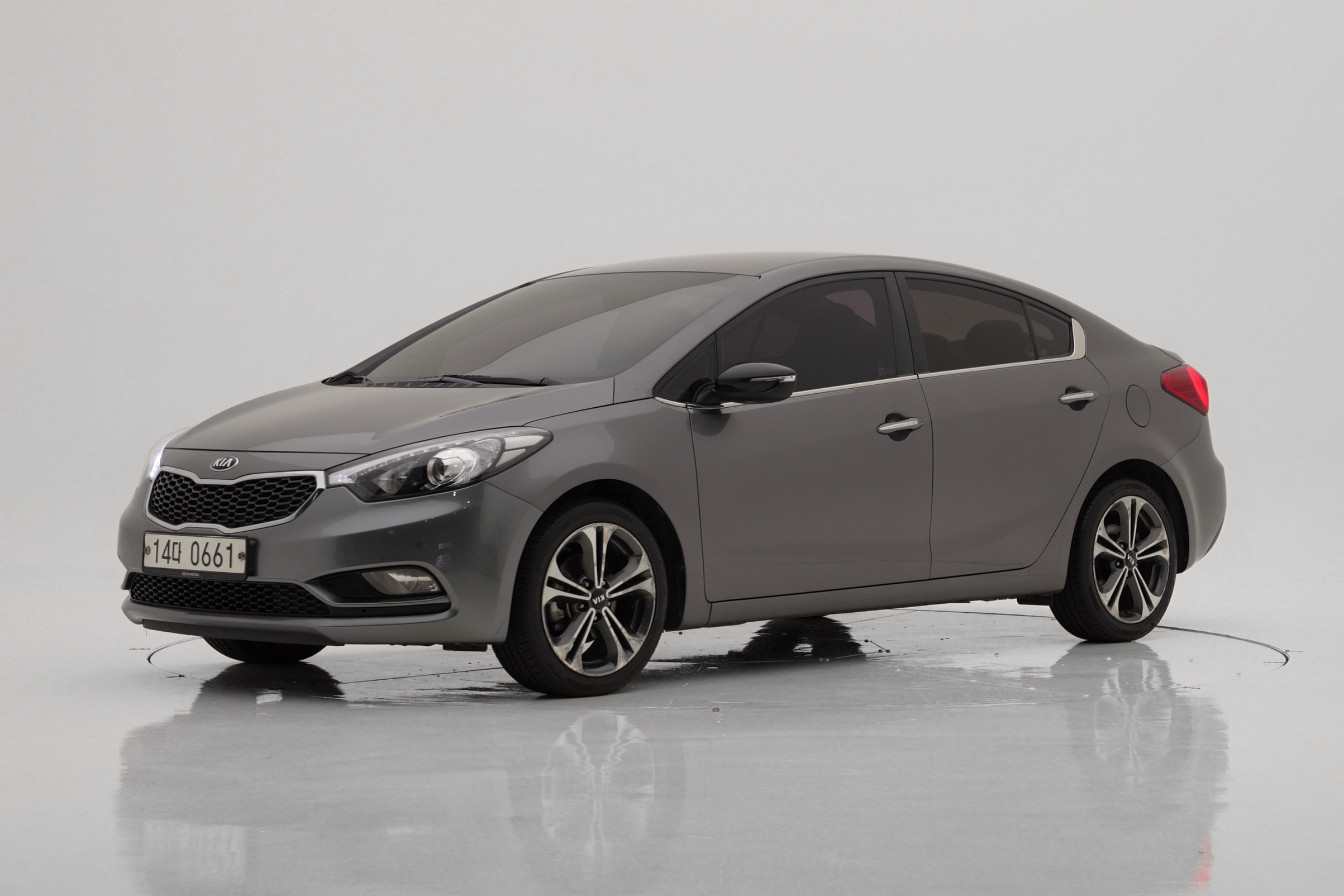 Kia K3 Noblesse