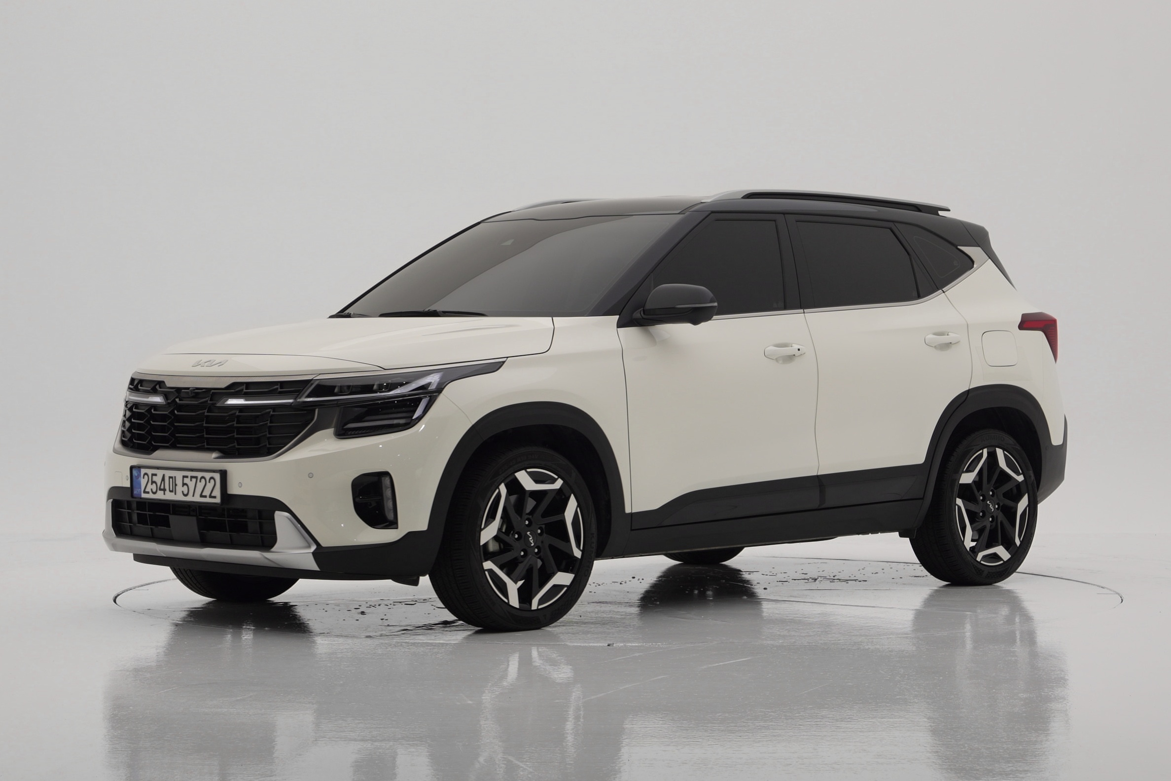 Kia Seltos Signature