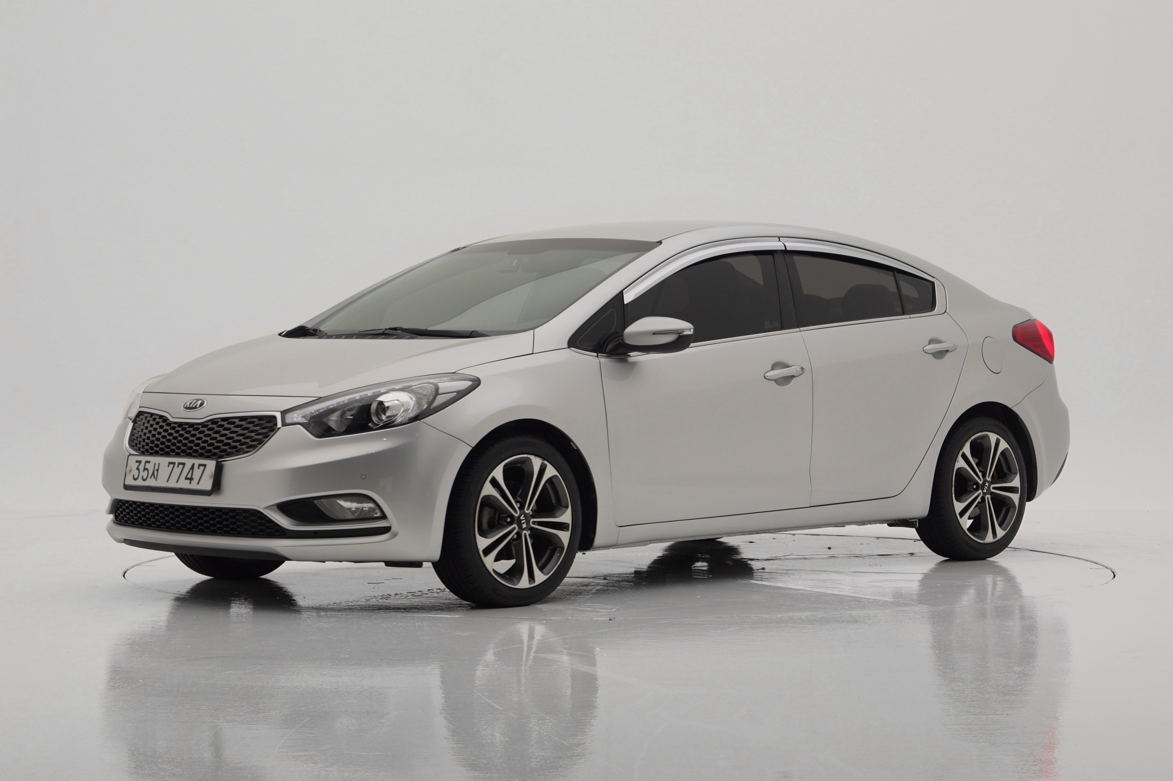 Kia K3 Noblesse
