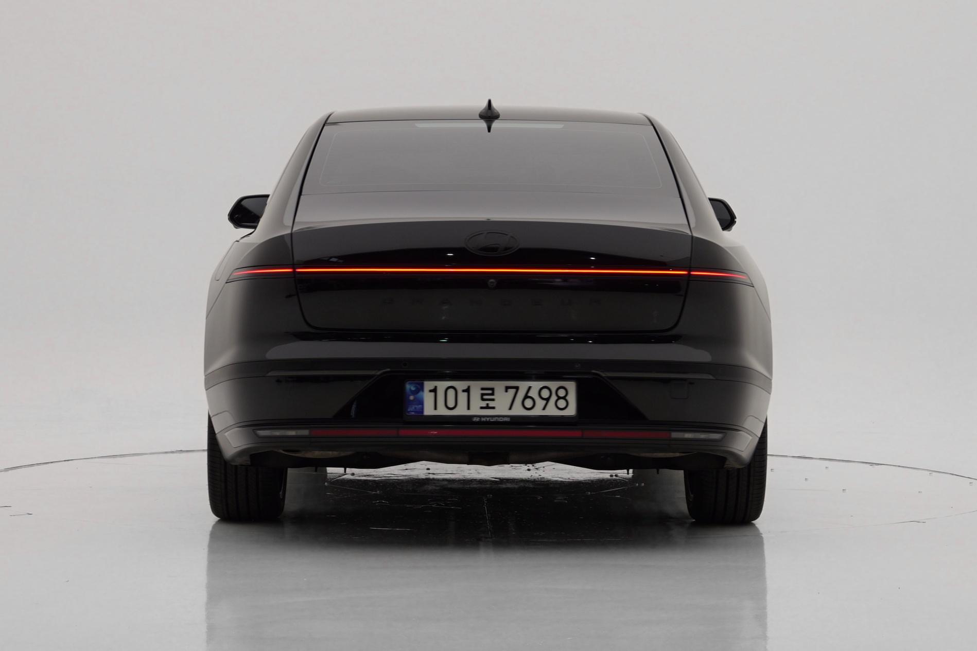 Hyundai Grandeur Exclusive