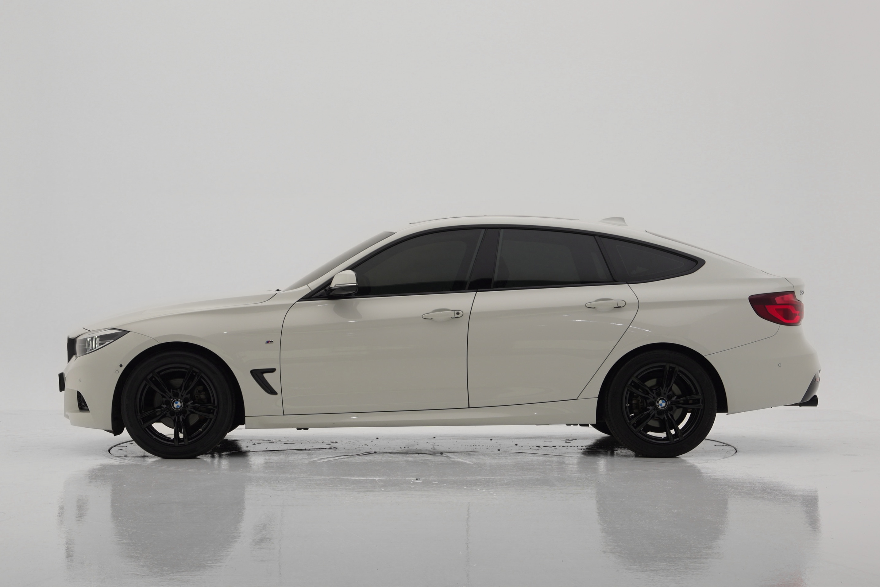 BMW 3 Series GT 320d M Sport Premium