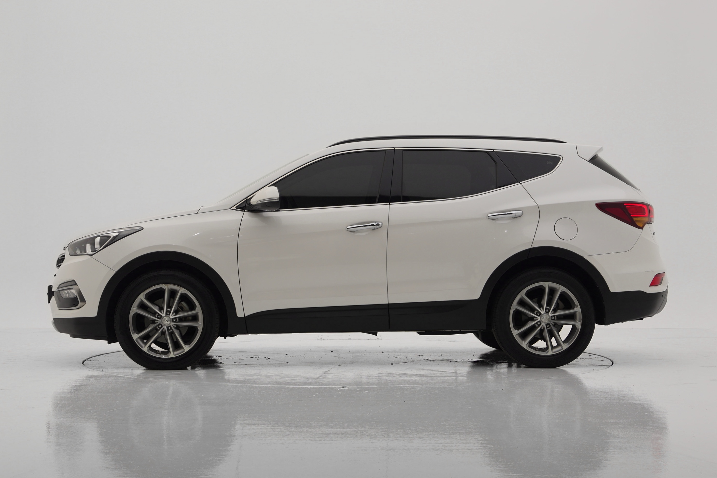 Hyundai Santa Fe Exclusive 5 мест