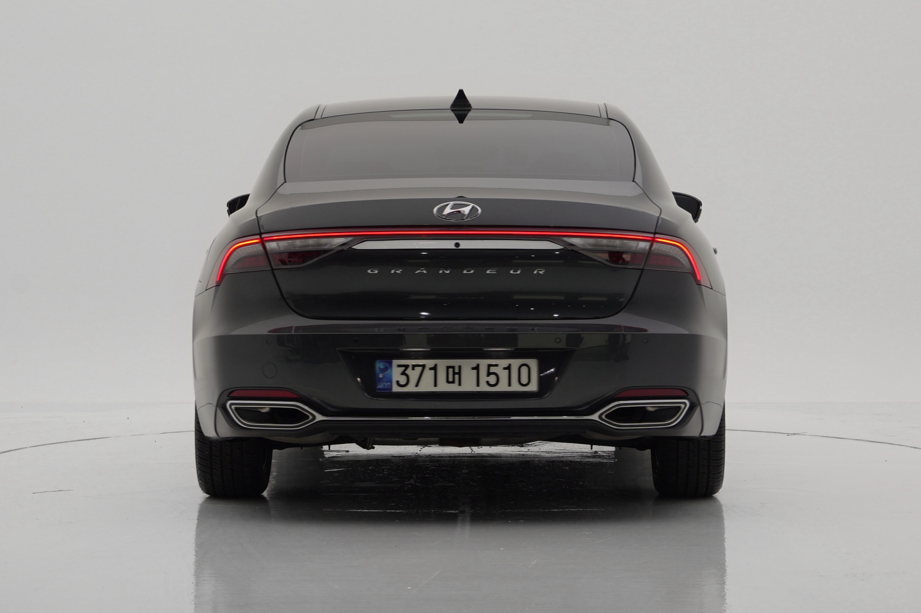 Hyundai Grandeur Exclusive