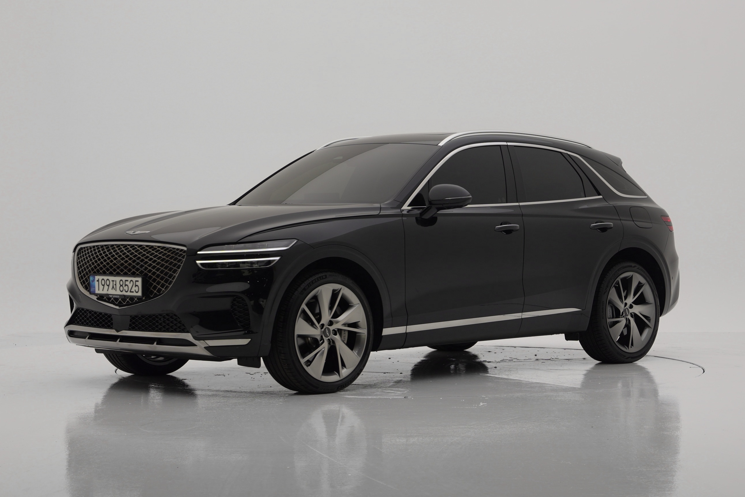 Genesis GV70 2.5T Бензин 2WD