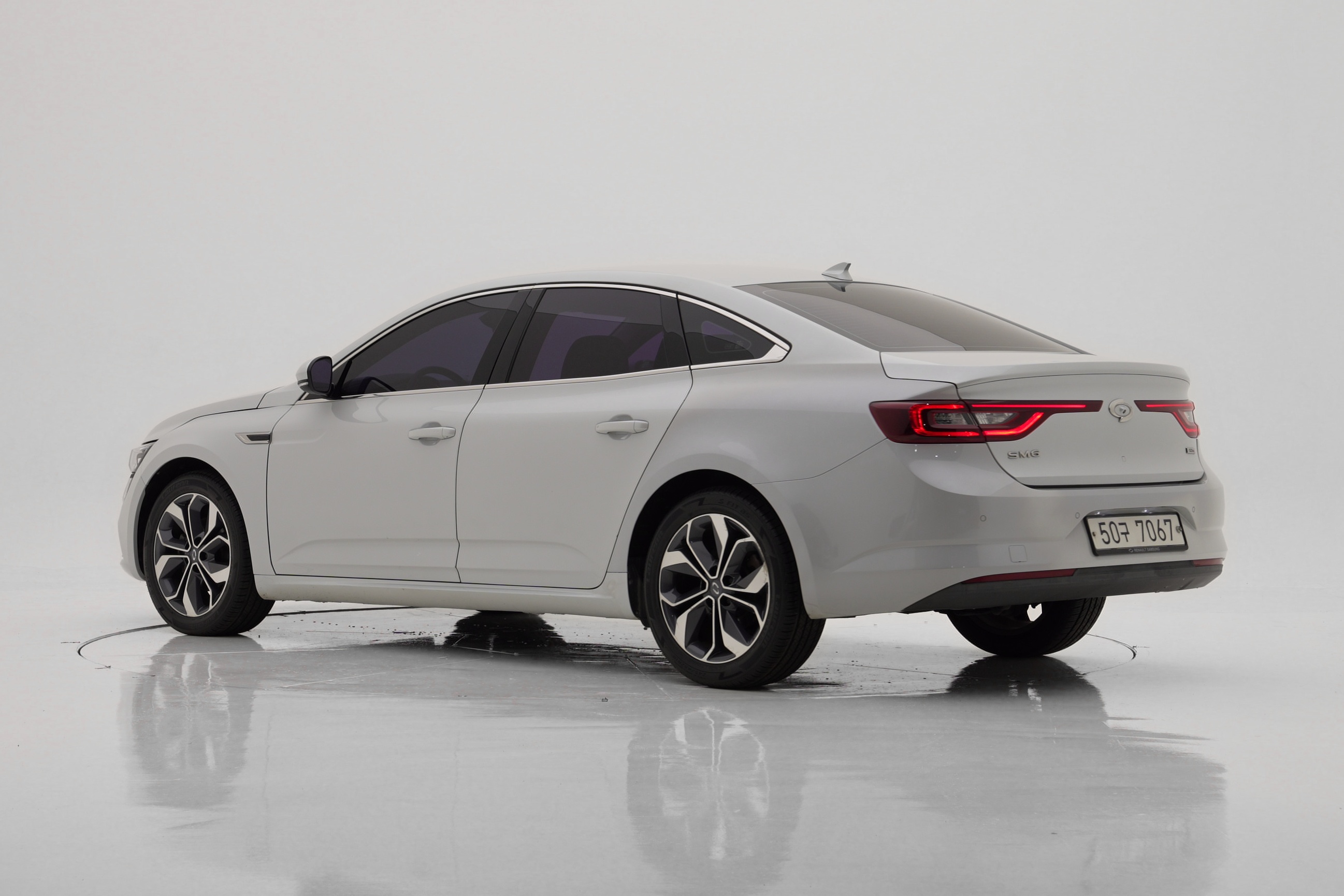 Renault Korea SM6 2.0 GDe LE