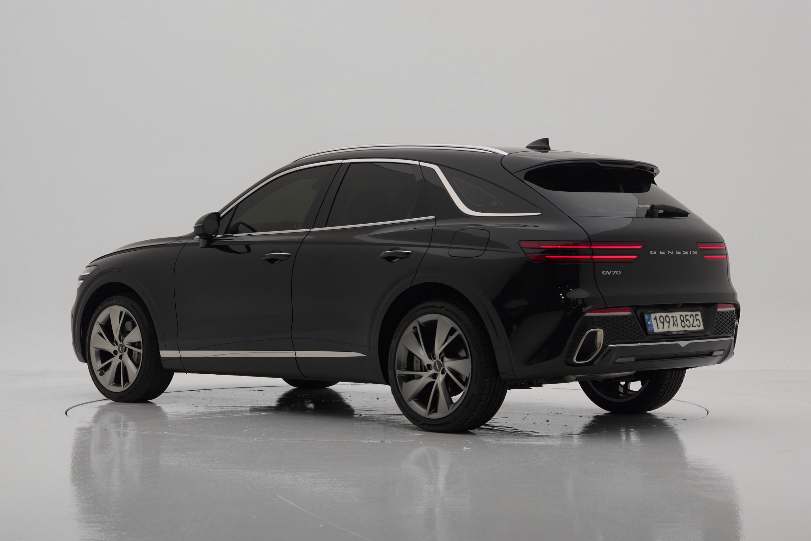 Genesis GV70 2.5T Бензин 2WD