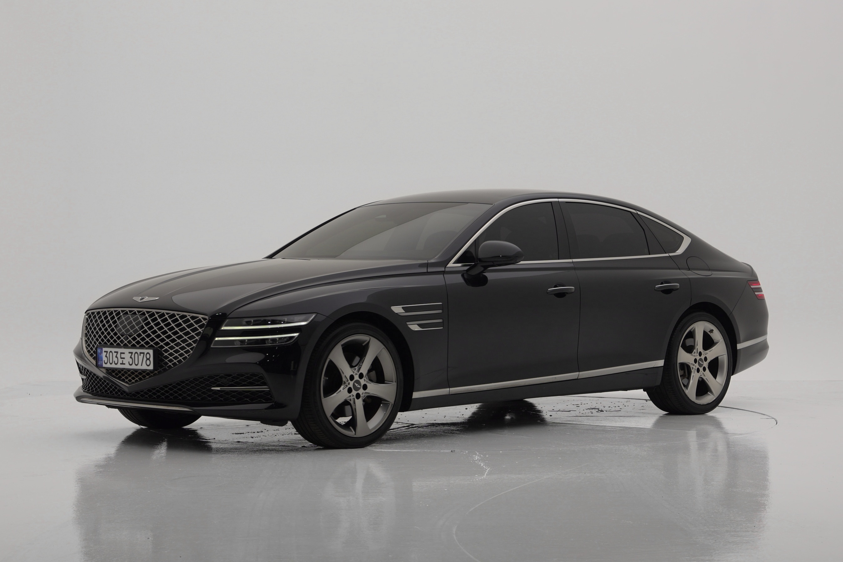 Genesis G80 2.5T Бензин 2WD