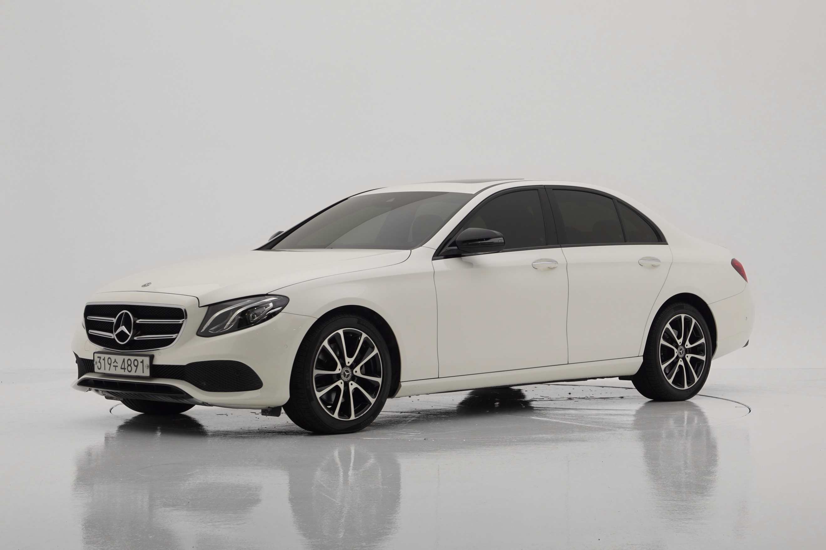 Mercedes-Benz E-Class E250 Avantgarde