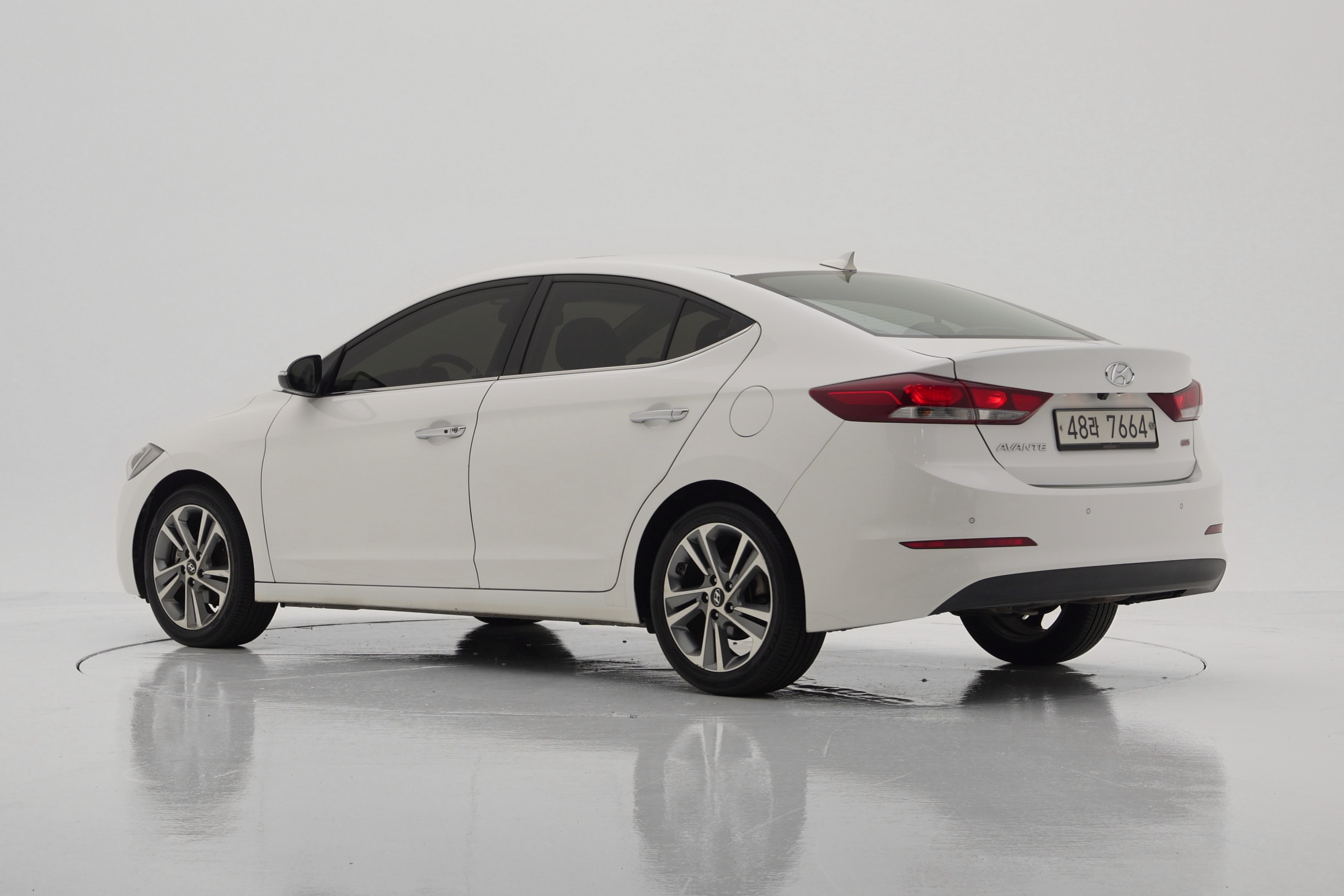 Hyundai Elantra 1.6 GDI Premium
