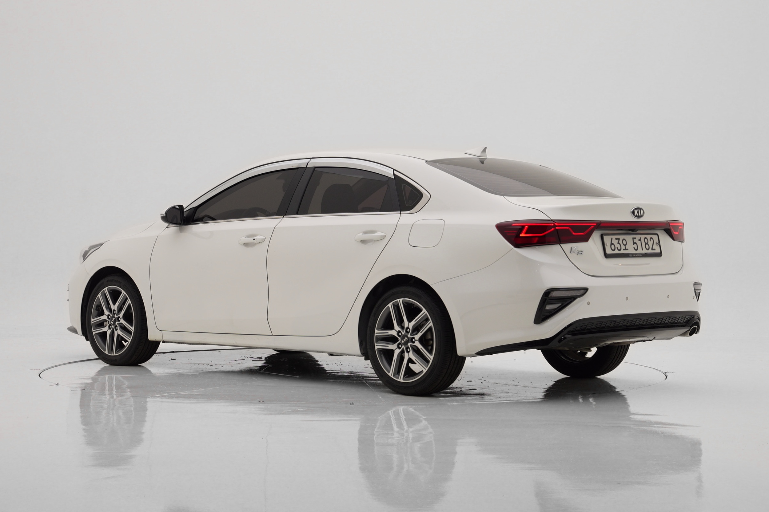 Kia K3 Luxury