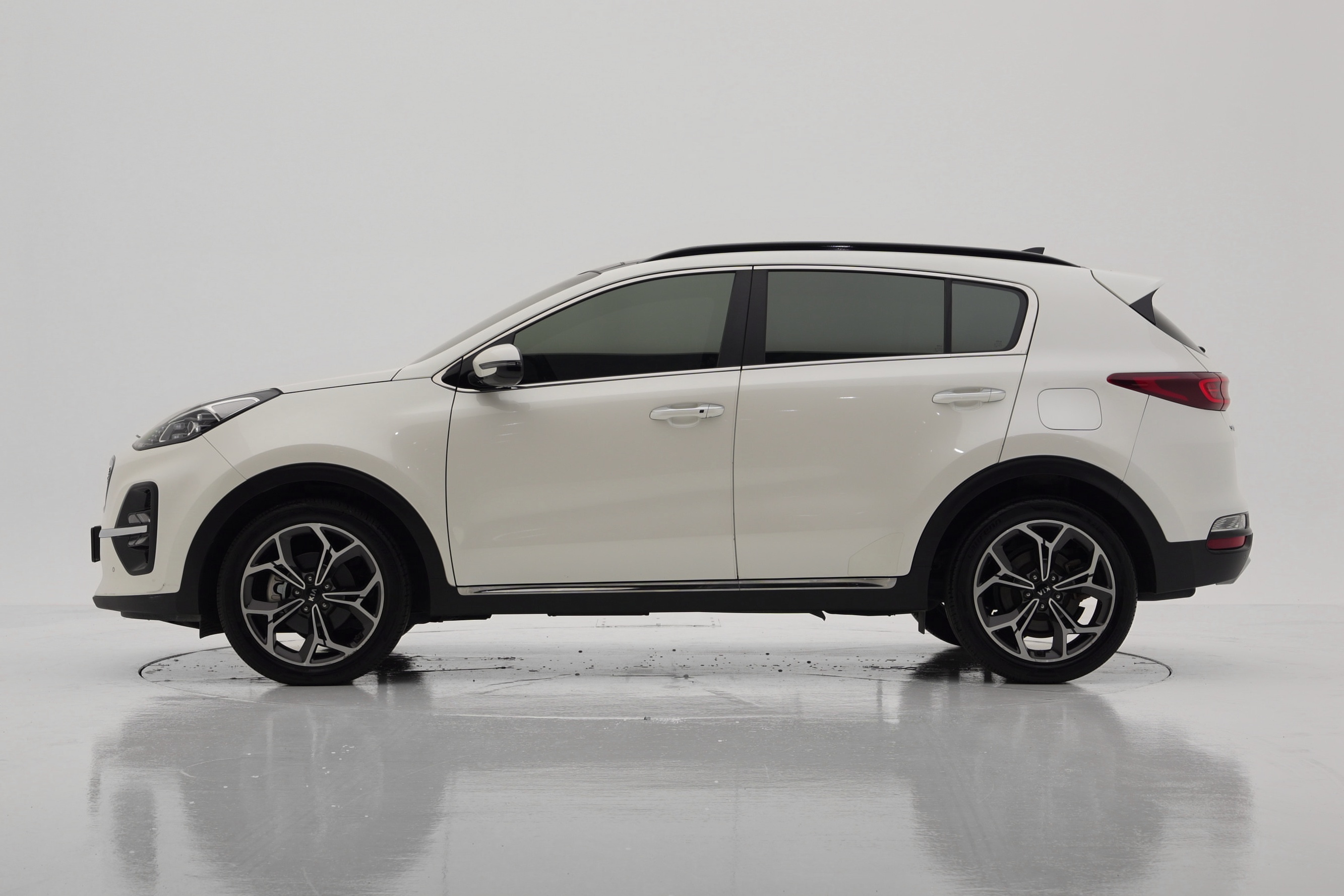 Kia Sportage Дизель 2.0 2WD Signature