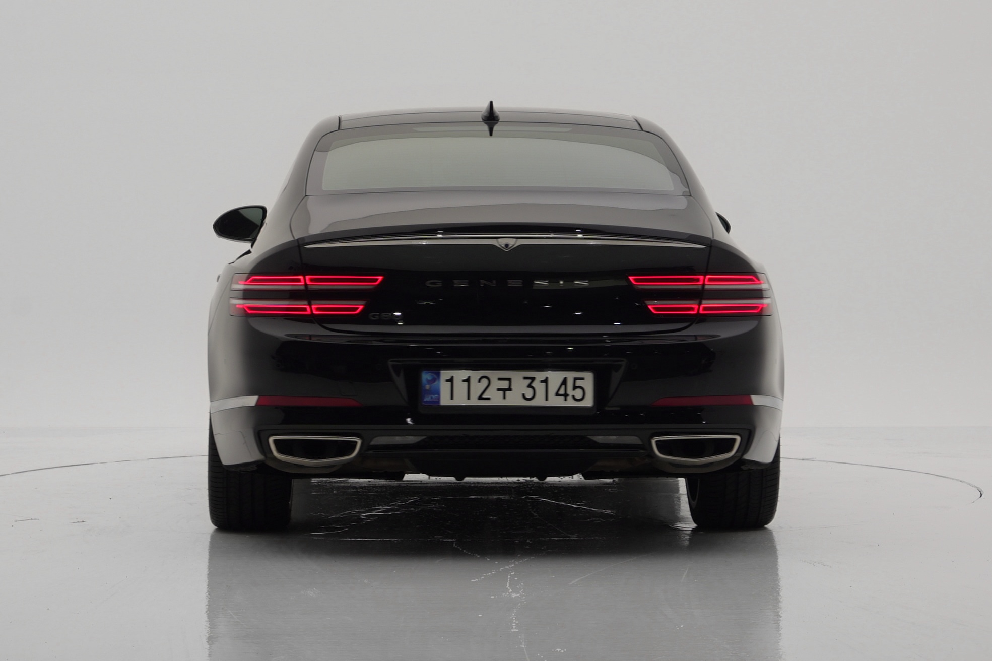 Genesis G80 2.5T Бензин 2WD